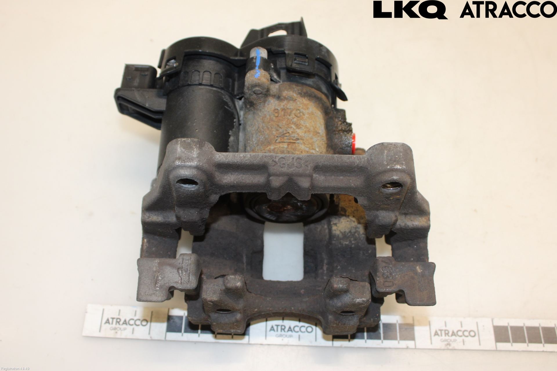 Volvo V90 17->> Bromsok Bak Vänster