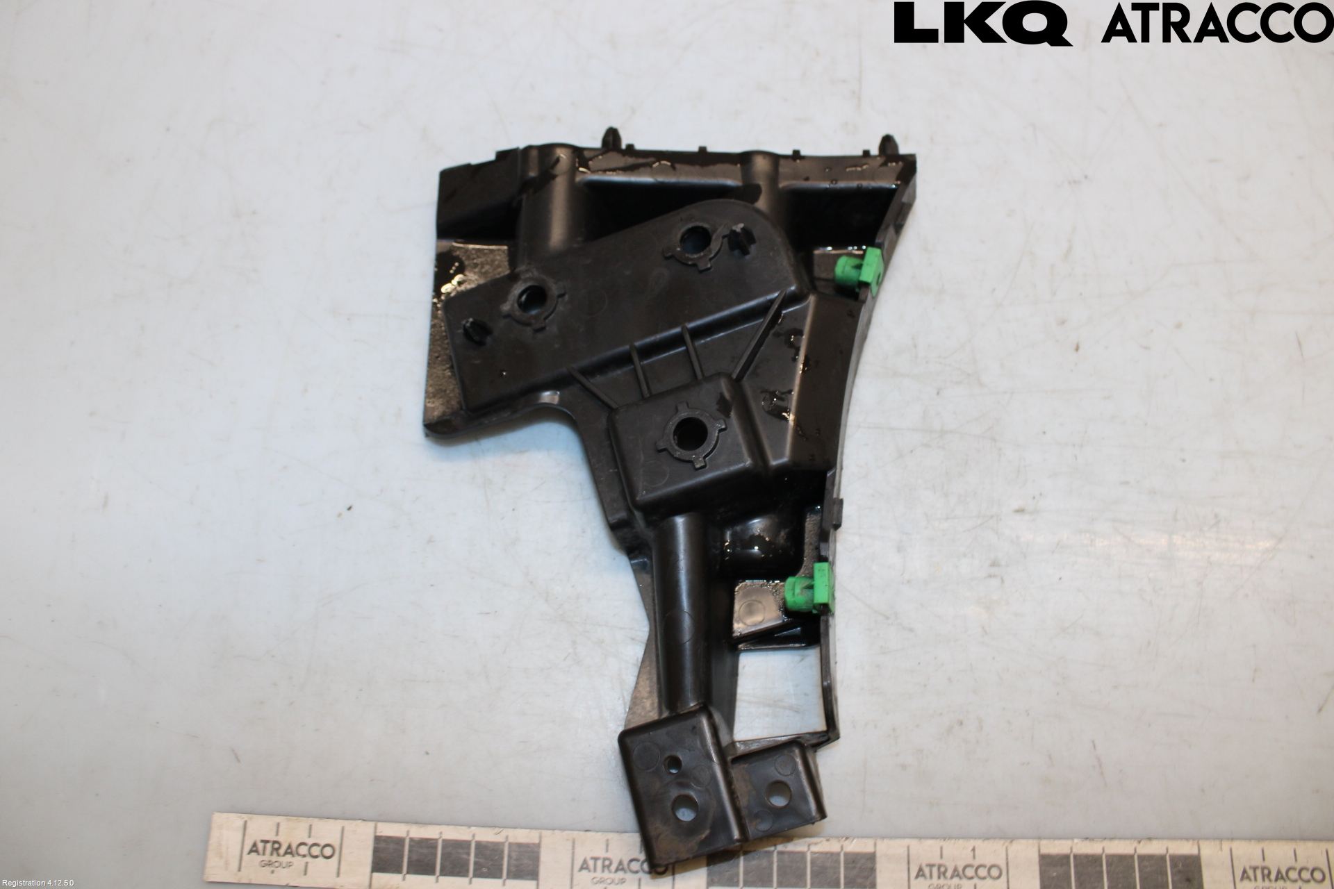 Volvo V60 14-18 Stötfångarfäste Fram Hö