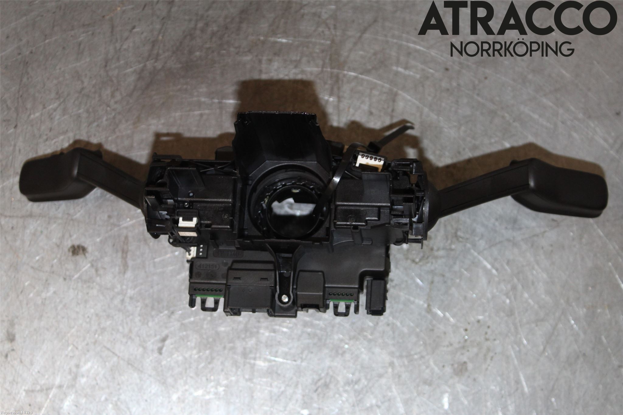 Volkswagen VW PASSAT 15-19 Spakcentral