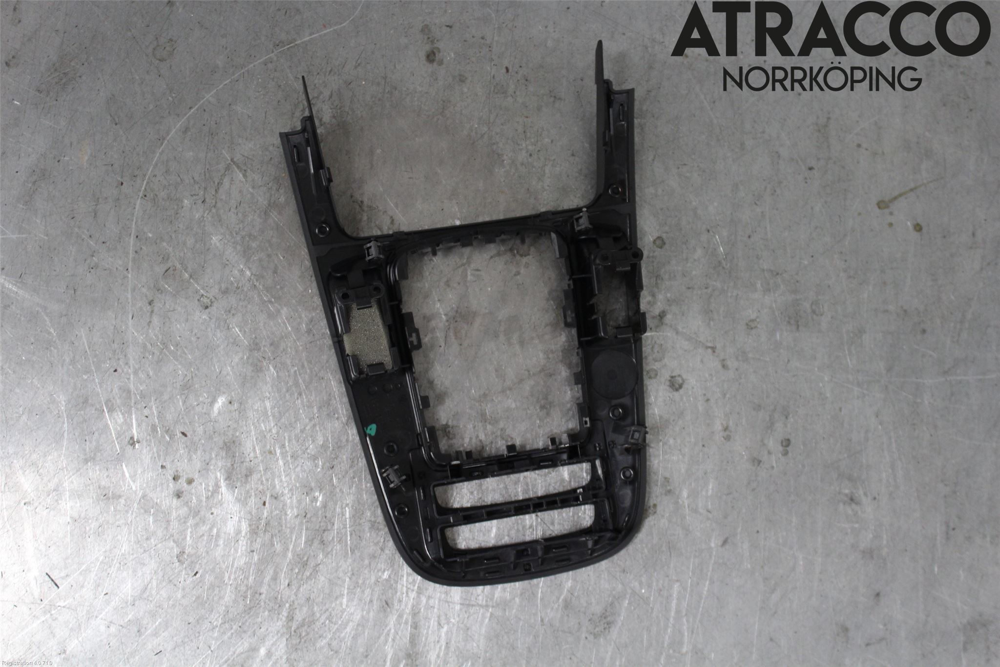 Audi A4 12-15 Inredning Sarg Växelspak