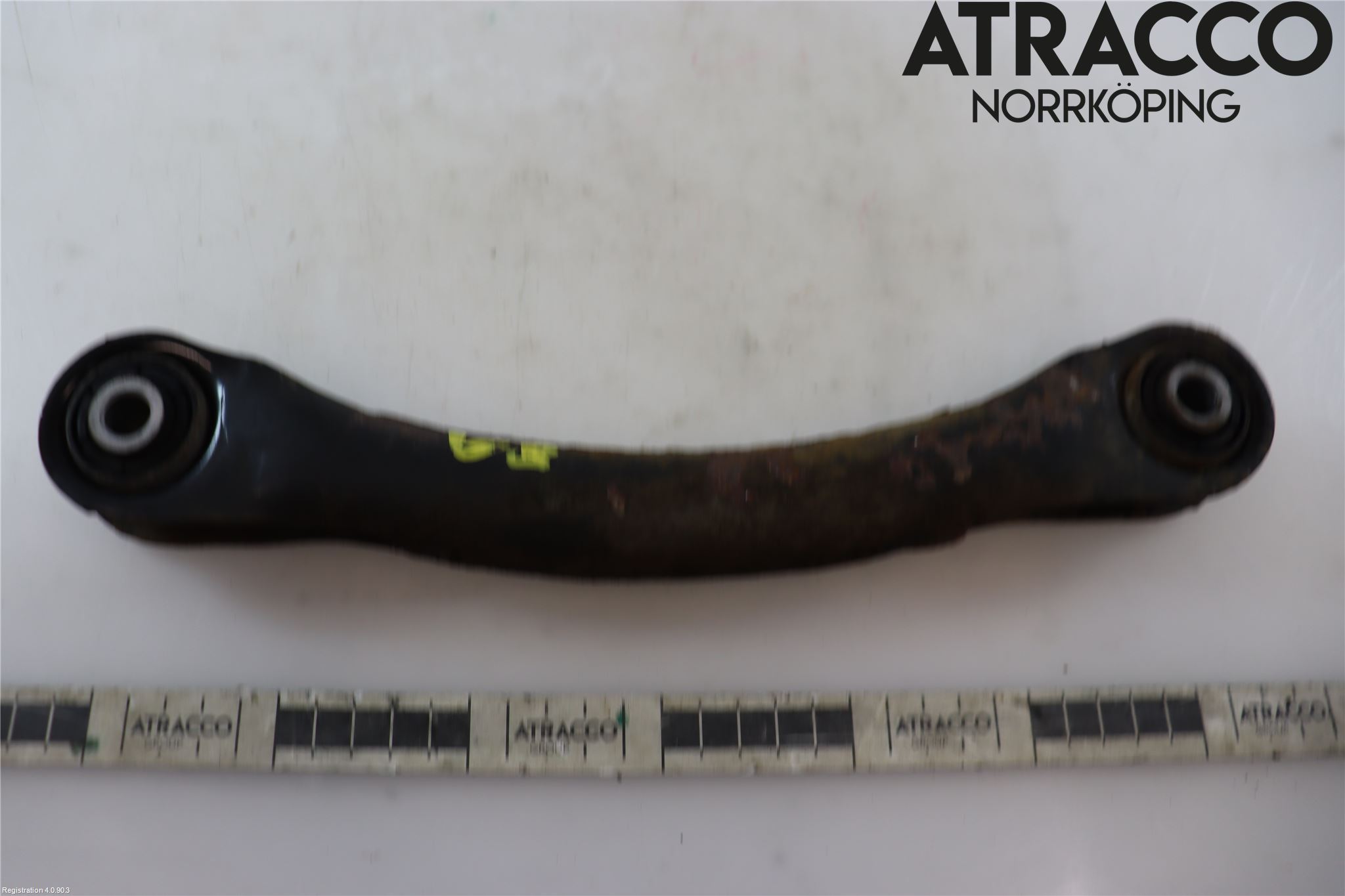 Ford FOCUS 15-18 Bärarm Bak Vänster