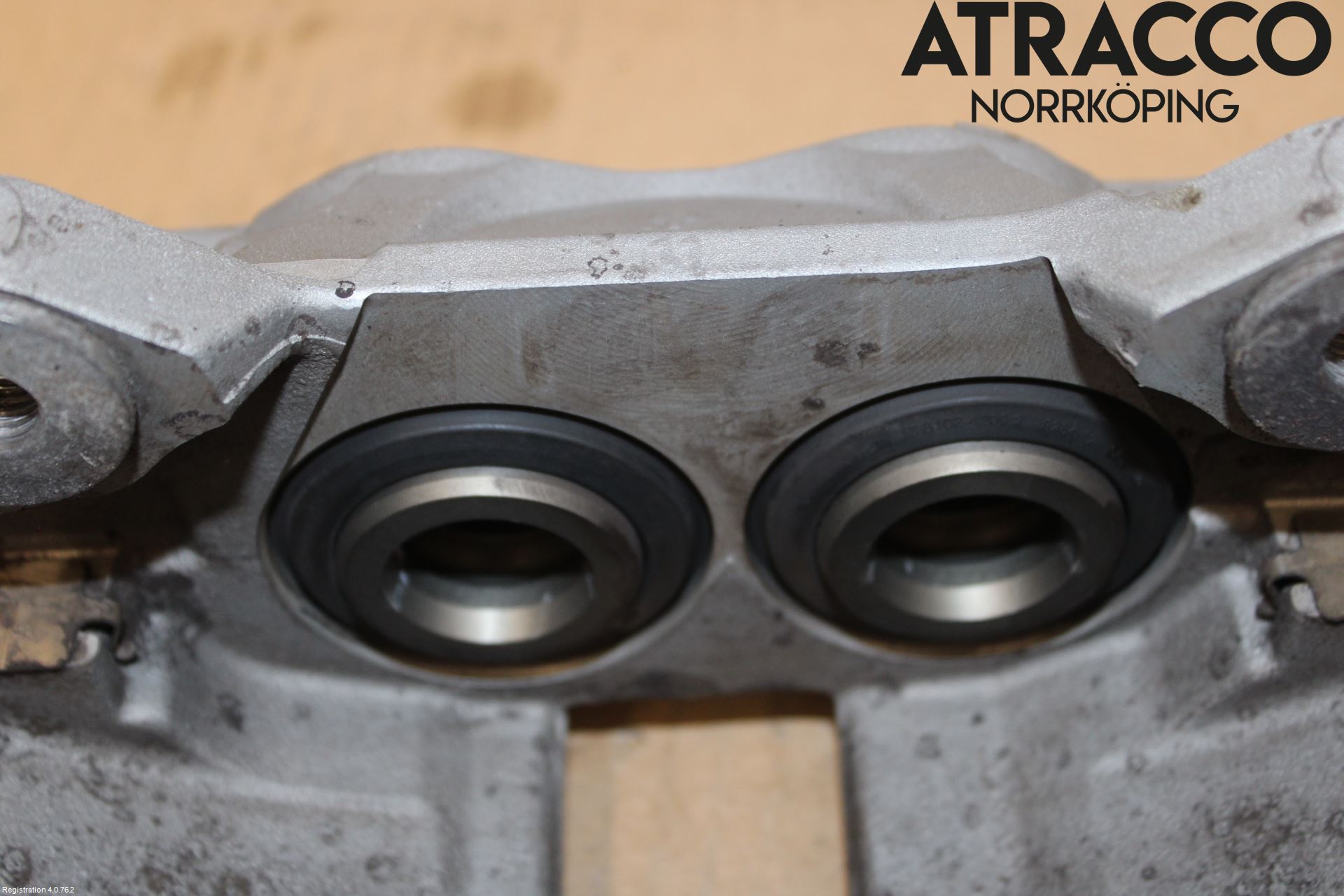 Audi A6 F2/C8 19- Bromsok Fram Vänster