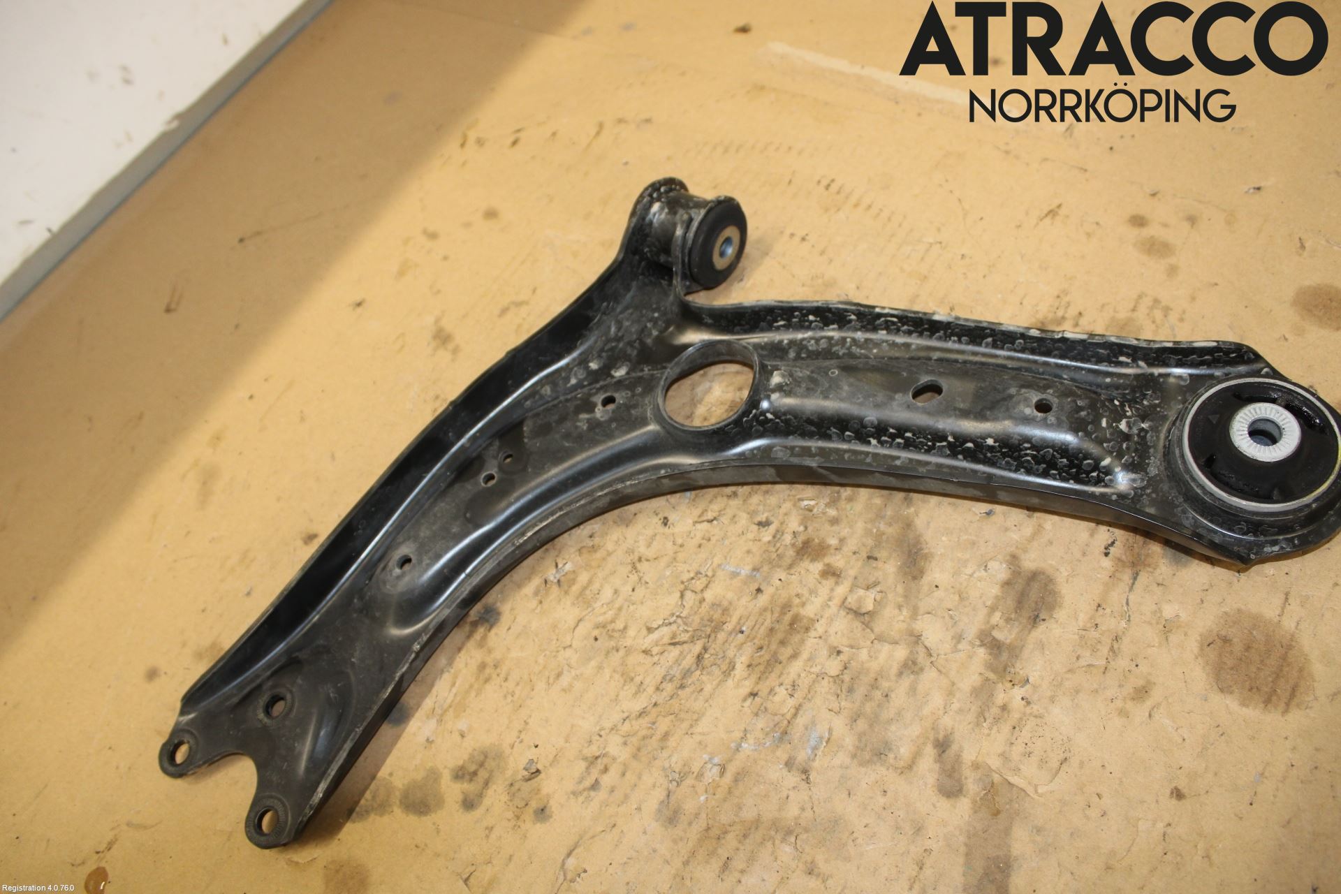 Volkswagen VW TIGUAN 16-24 Bärarm Fram Undre Hö