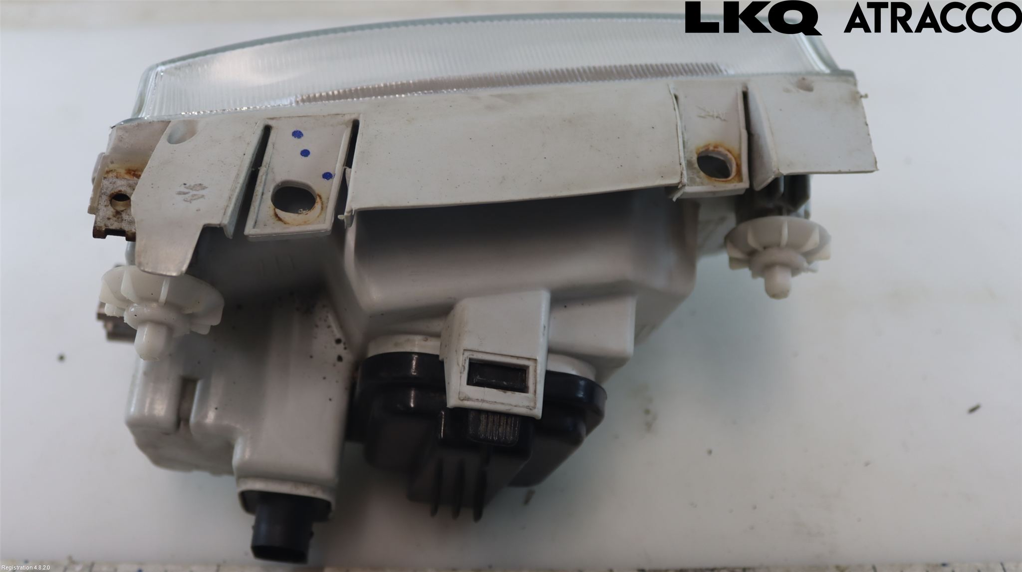 Volkswagen VW POLO 95-01 Strålkastare Vänster