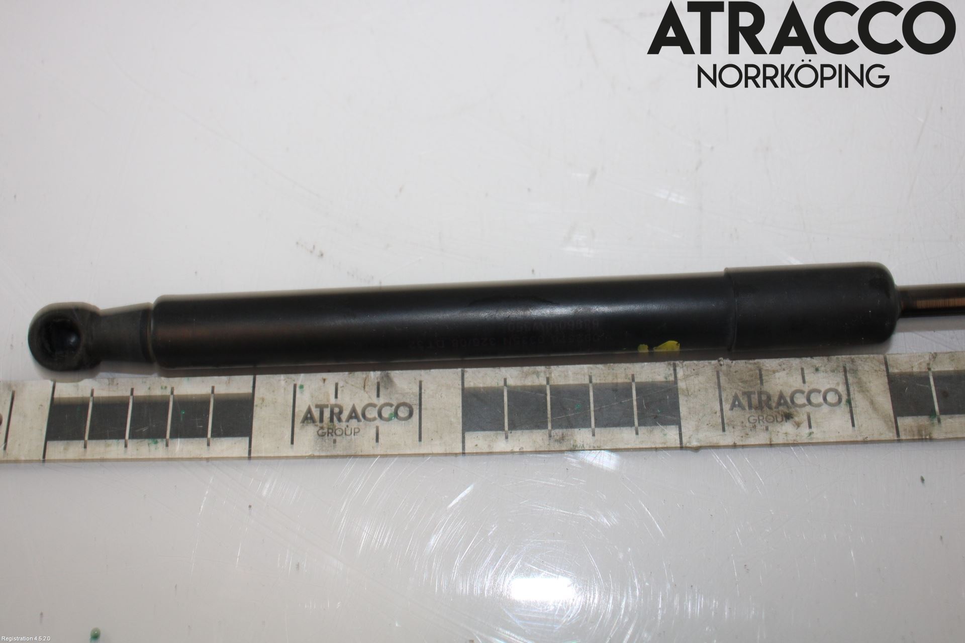 Toyota iQ Gasfjäder Baklucka