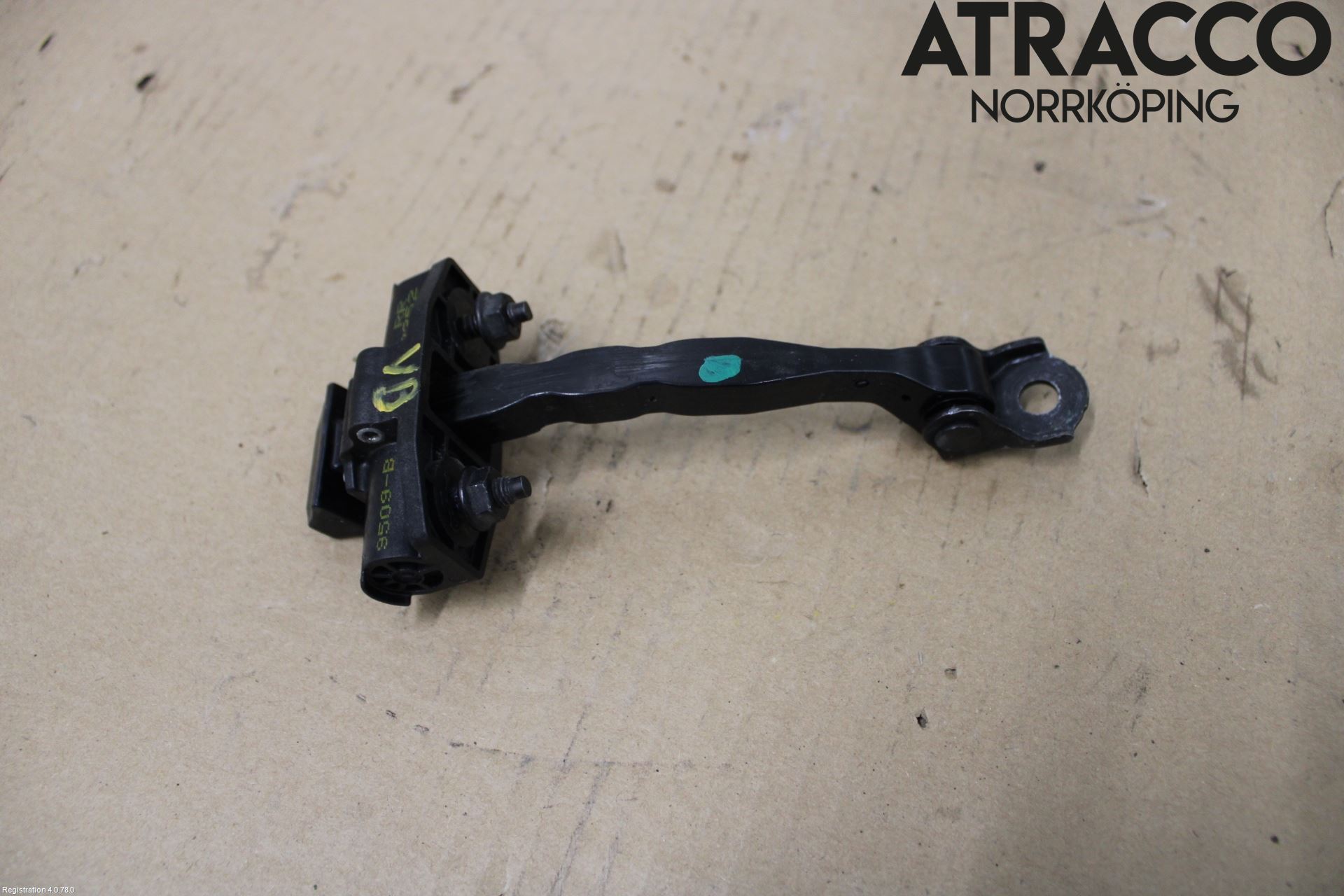 Tesla MODEL 3 17- Dörrstopp