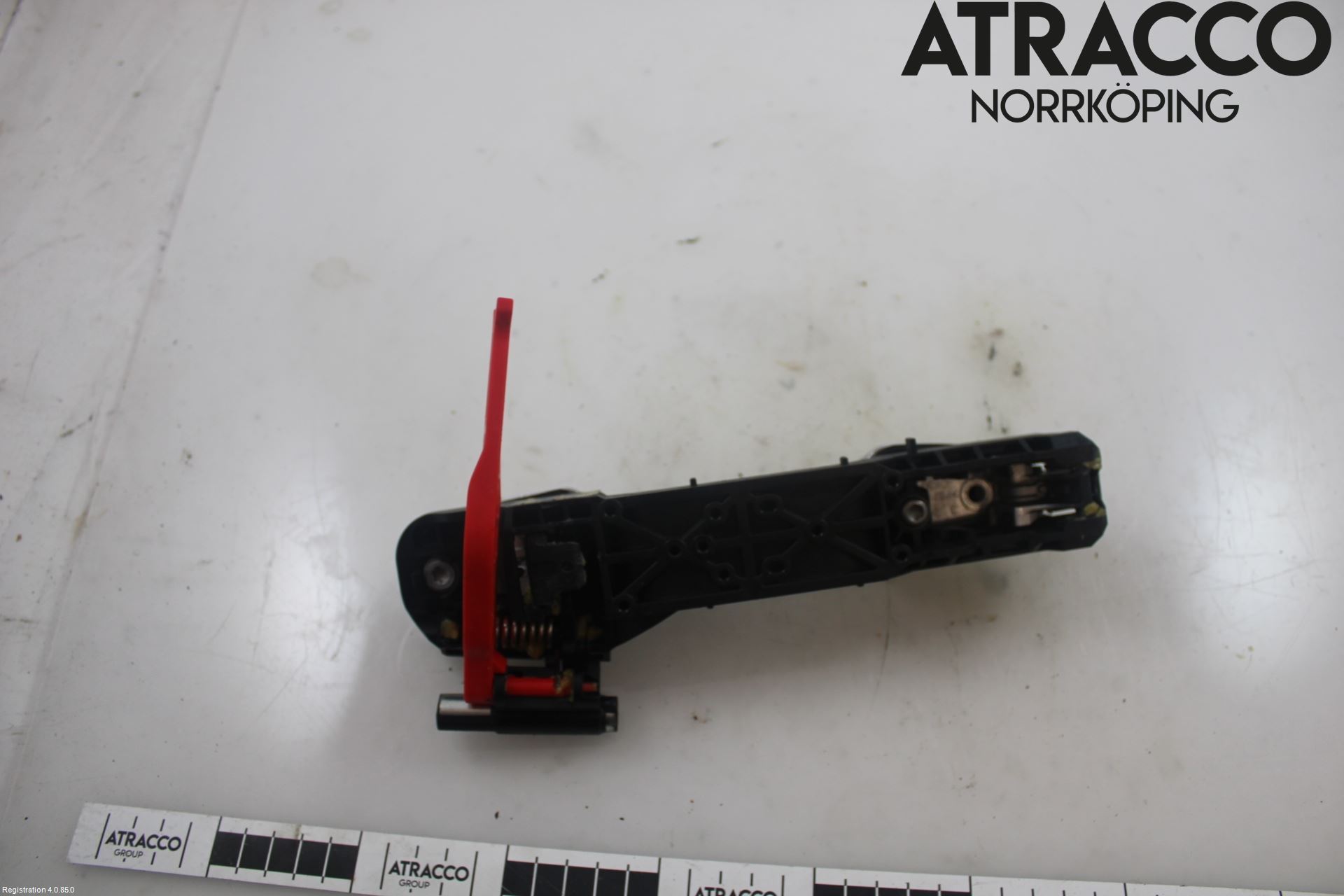 Toyota YARIS XP130 12-14 Dörrhandtag Yttre Hö