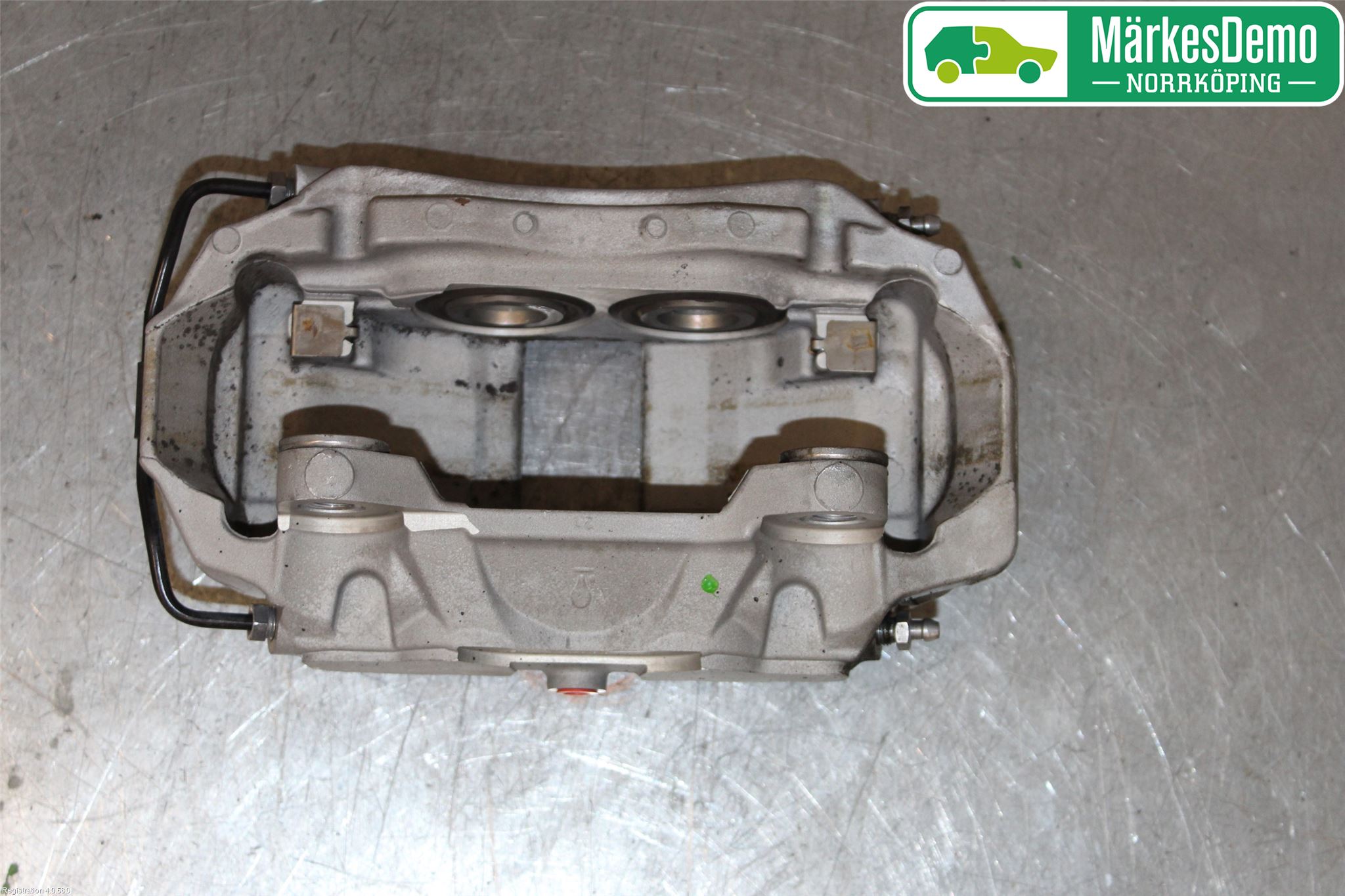 Audi A4/S4 B9 16-19 Bromsok Fram Höger