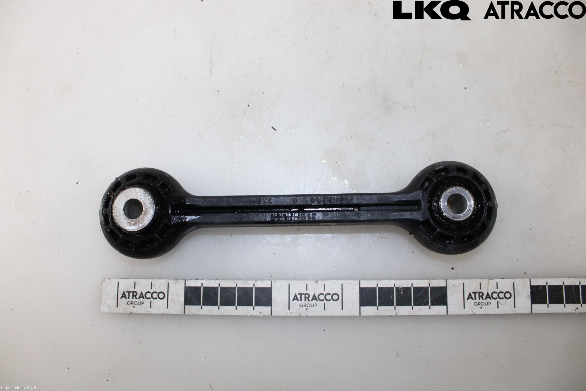 Audi A4/S4 B9 20- Krängningshämmarstag Fram