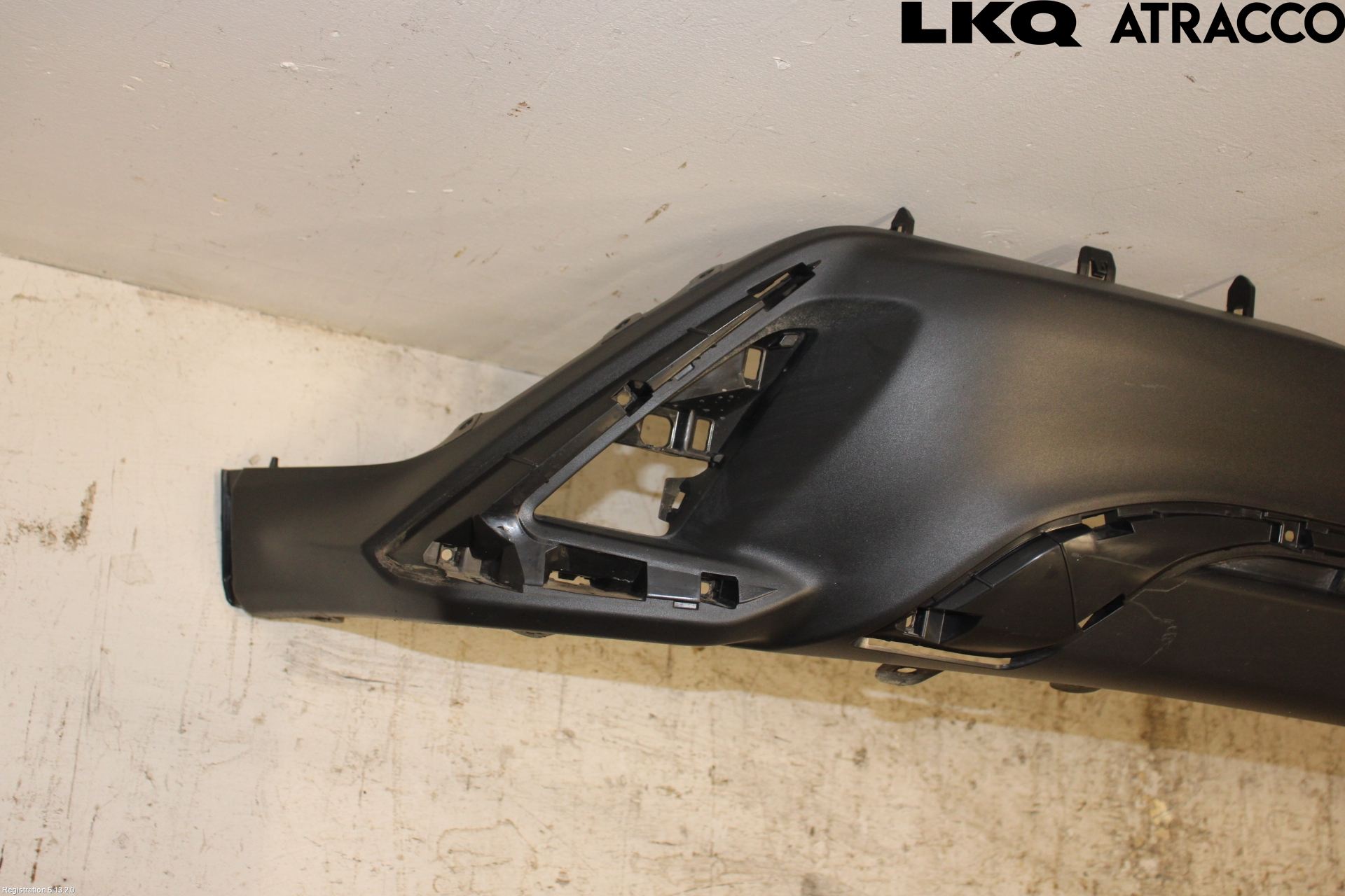 Lexus UX/300e 19- Spoiler Bak