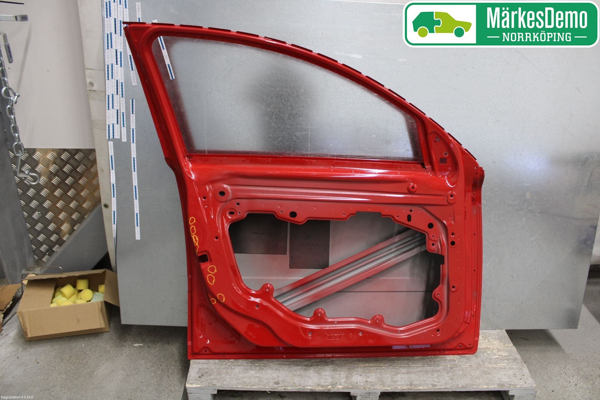 Volvo S40 04-07 Dörr Fram Vänster