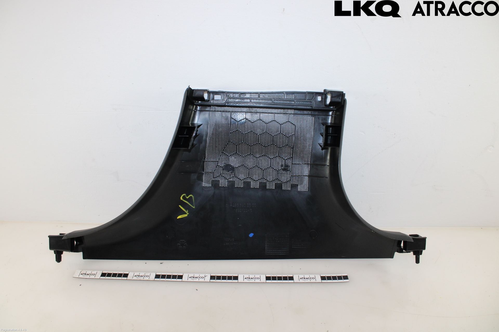 Mercedes-Benz MB EQE (V295) 22- Inr Plastd A-B-C Stolpe
