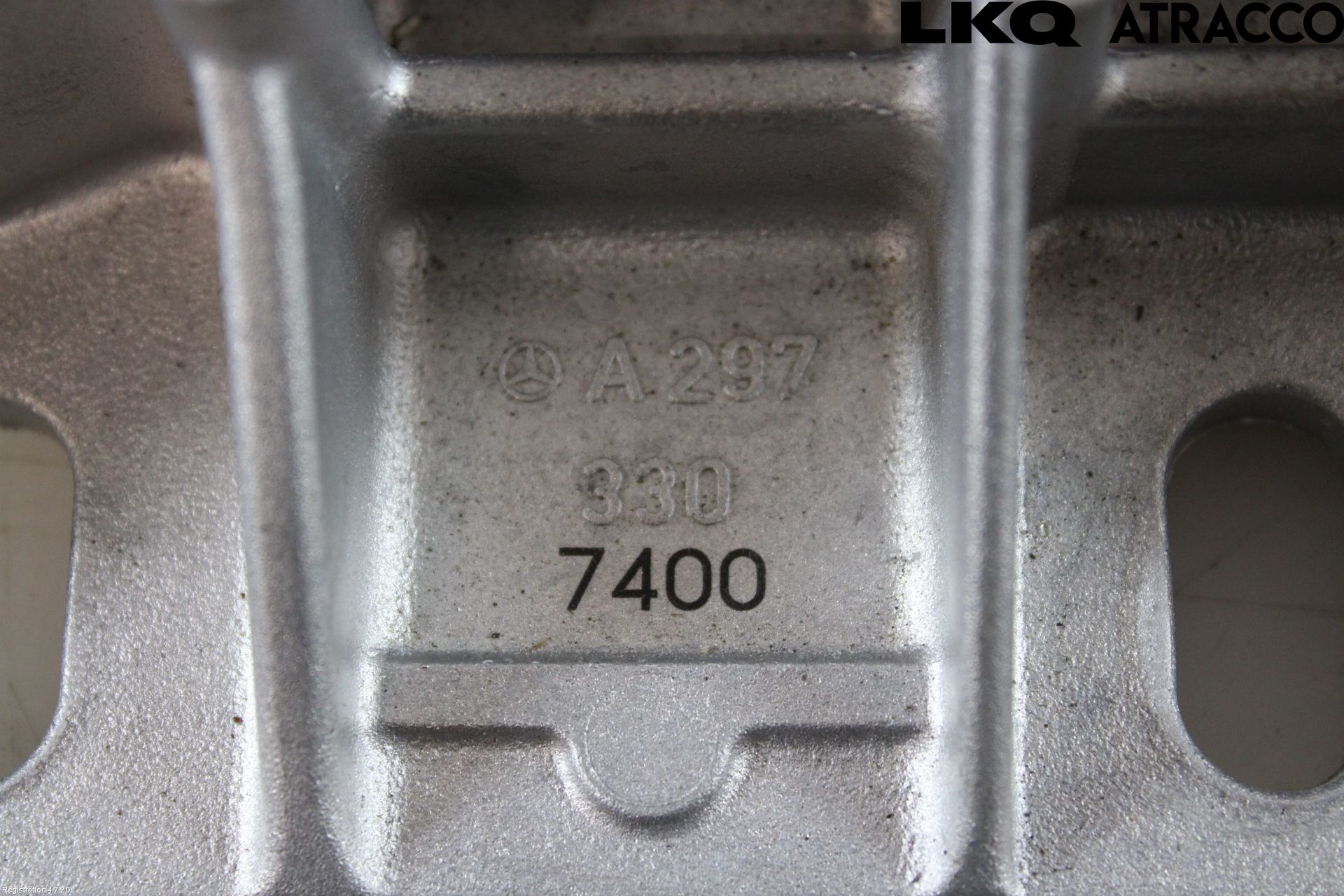 Mercedes-Benz MB EQE SUV (X294) 22- Framvagn Fäste-Kudde