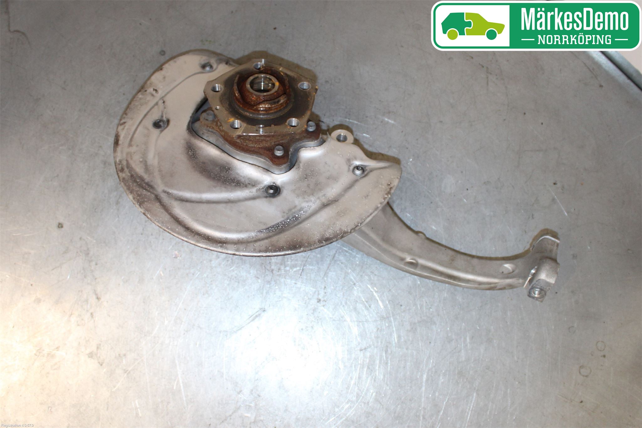 Audi A6 F2/C8 19- Styrspindel Lagerhus Hö