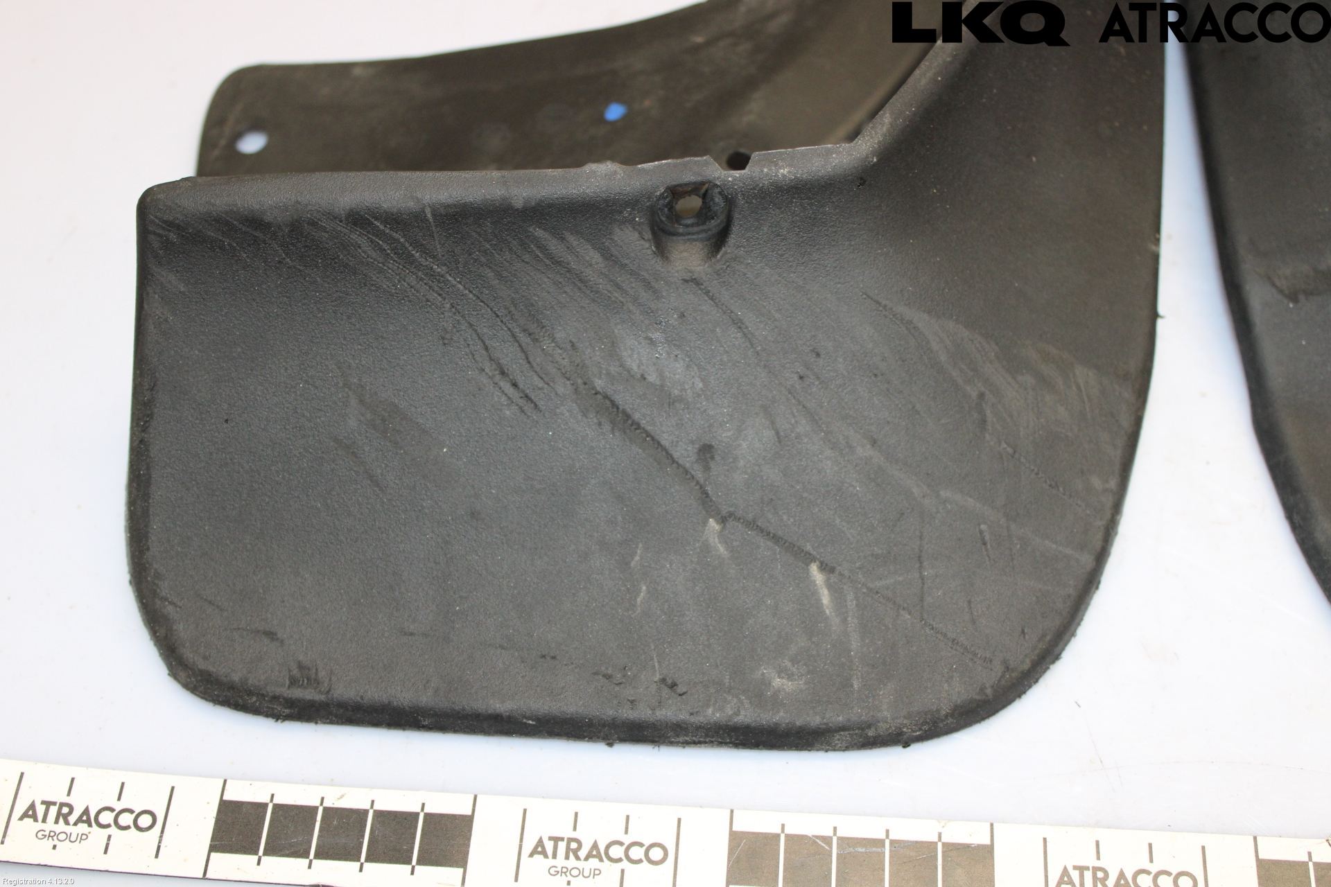 Volkswagen VW PASSAT 24- Stänkskydd