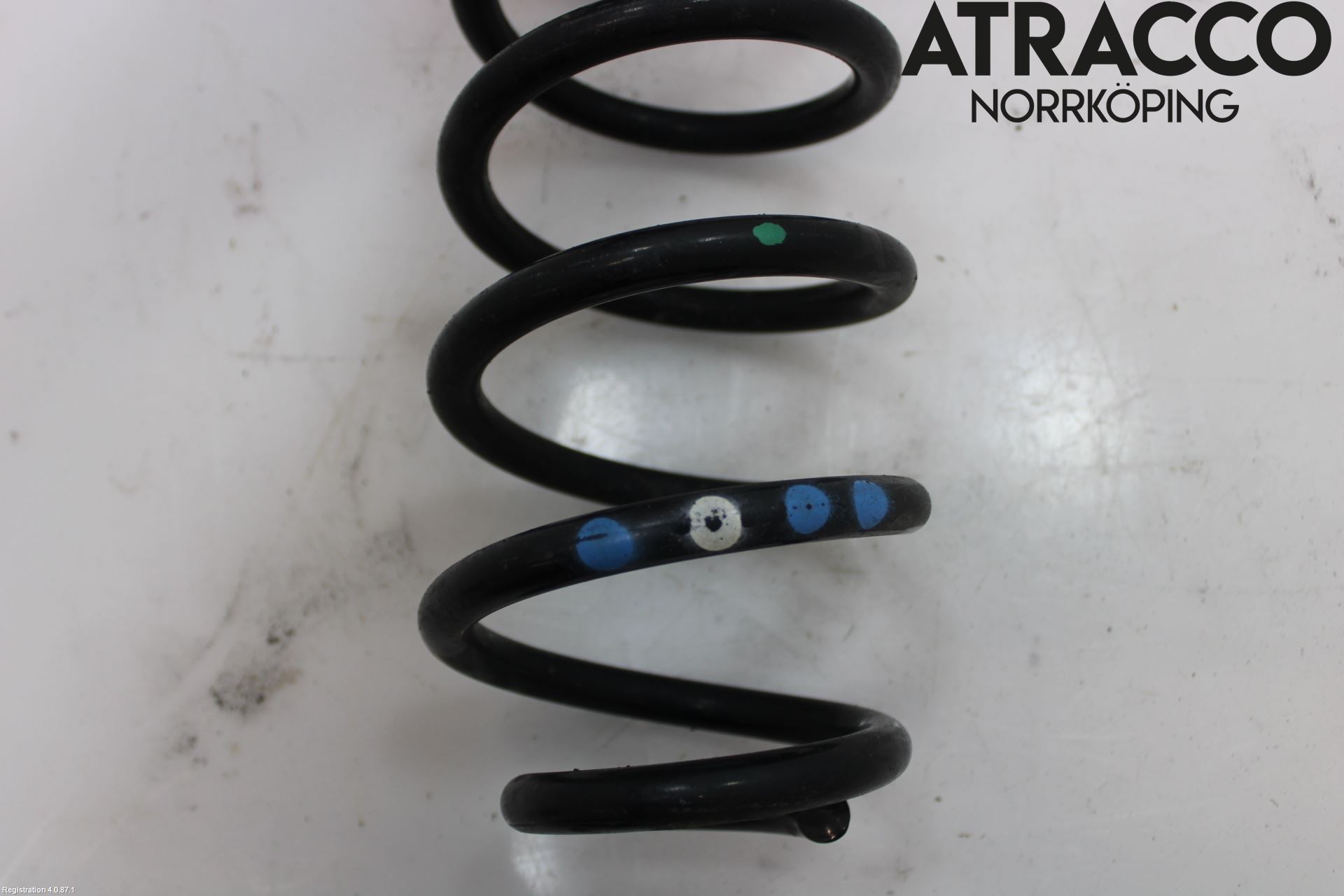 Audi Q5 09-16 Fjäder Bak