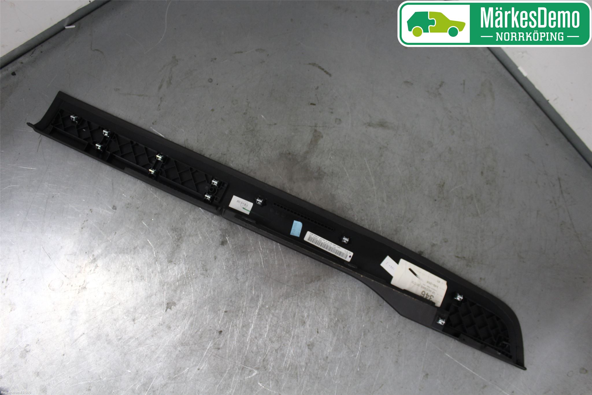 Jaguar XK/XKR 06-14 Instrumentkonsoll Mitt