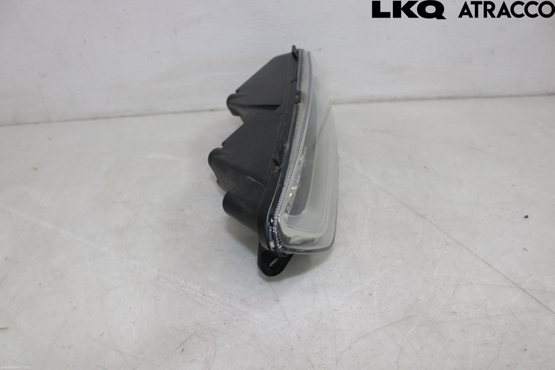 Volkswagen VW PASSAT 11-14 Dimljus-Varselljus Fram
