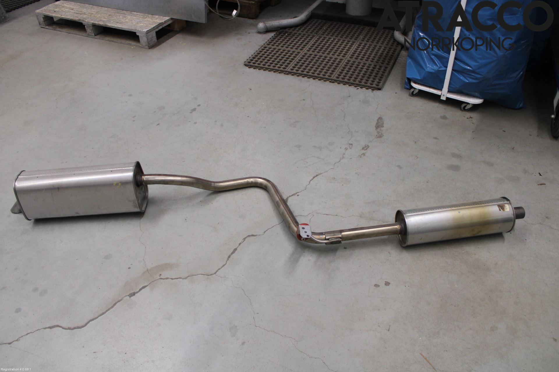 Volkswagen VW POLO VI 18->> Avgas Halvsats