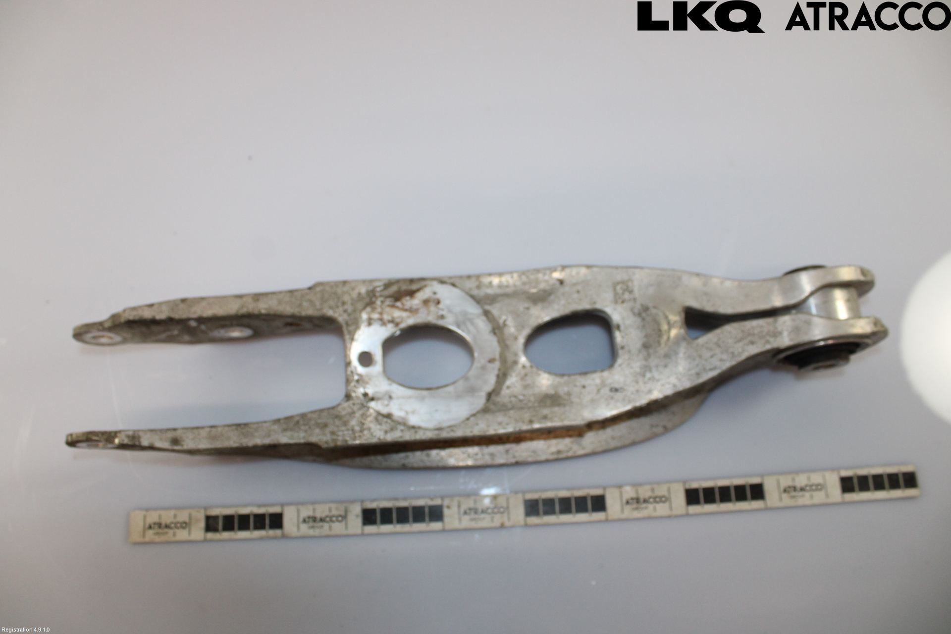 Audi A4/S4 B9 20- Bärarm Bak Höger