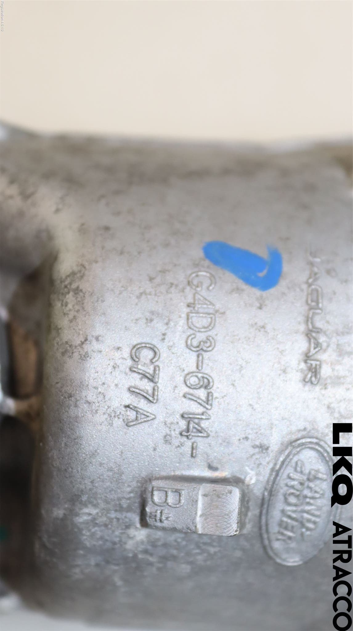 Jaguar XF (X260) 16-24 Oljefilterhållare