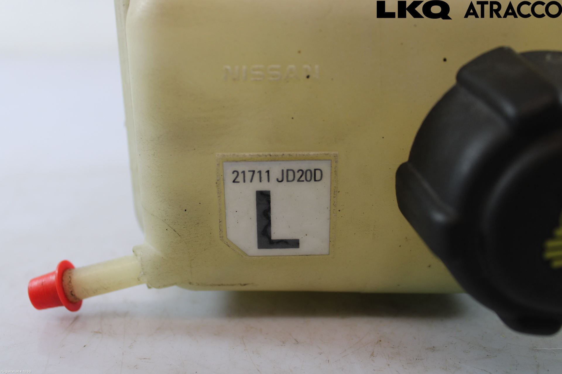Nissan QASHQAI+2  10-14 Expansionstank