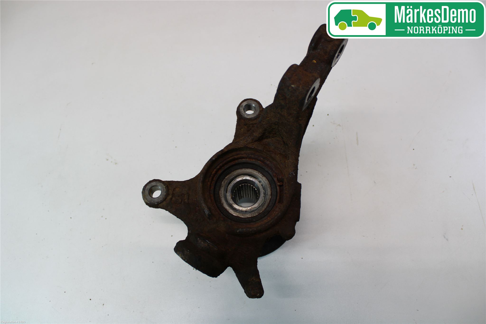 Toyota iQ Styrspindel Lagerhus Hö