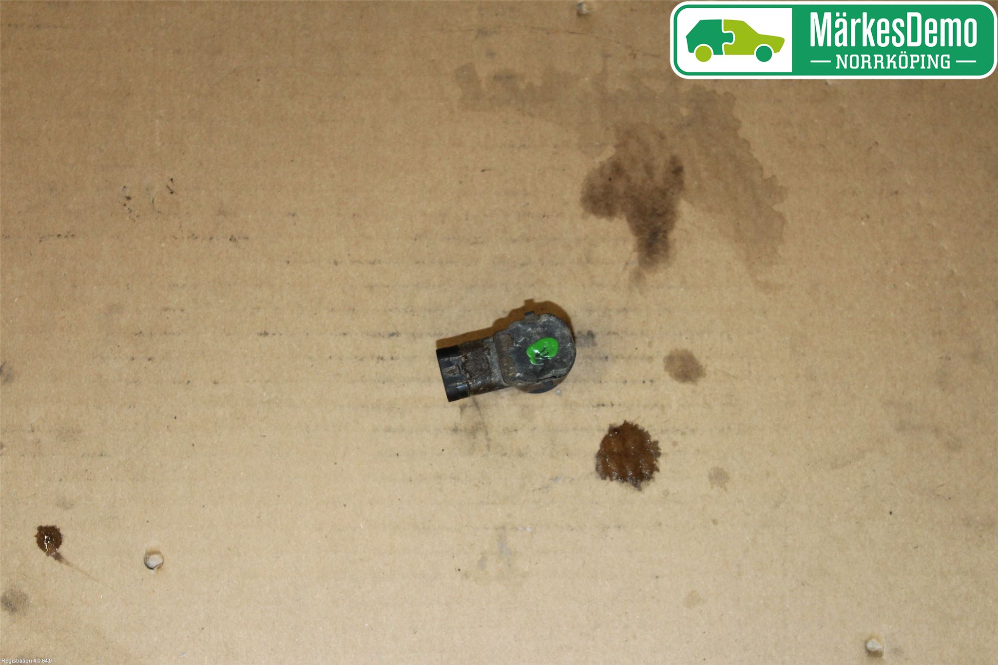 Volvo V40 12-19 Parkeringshjälp Backsensor