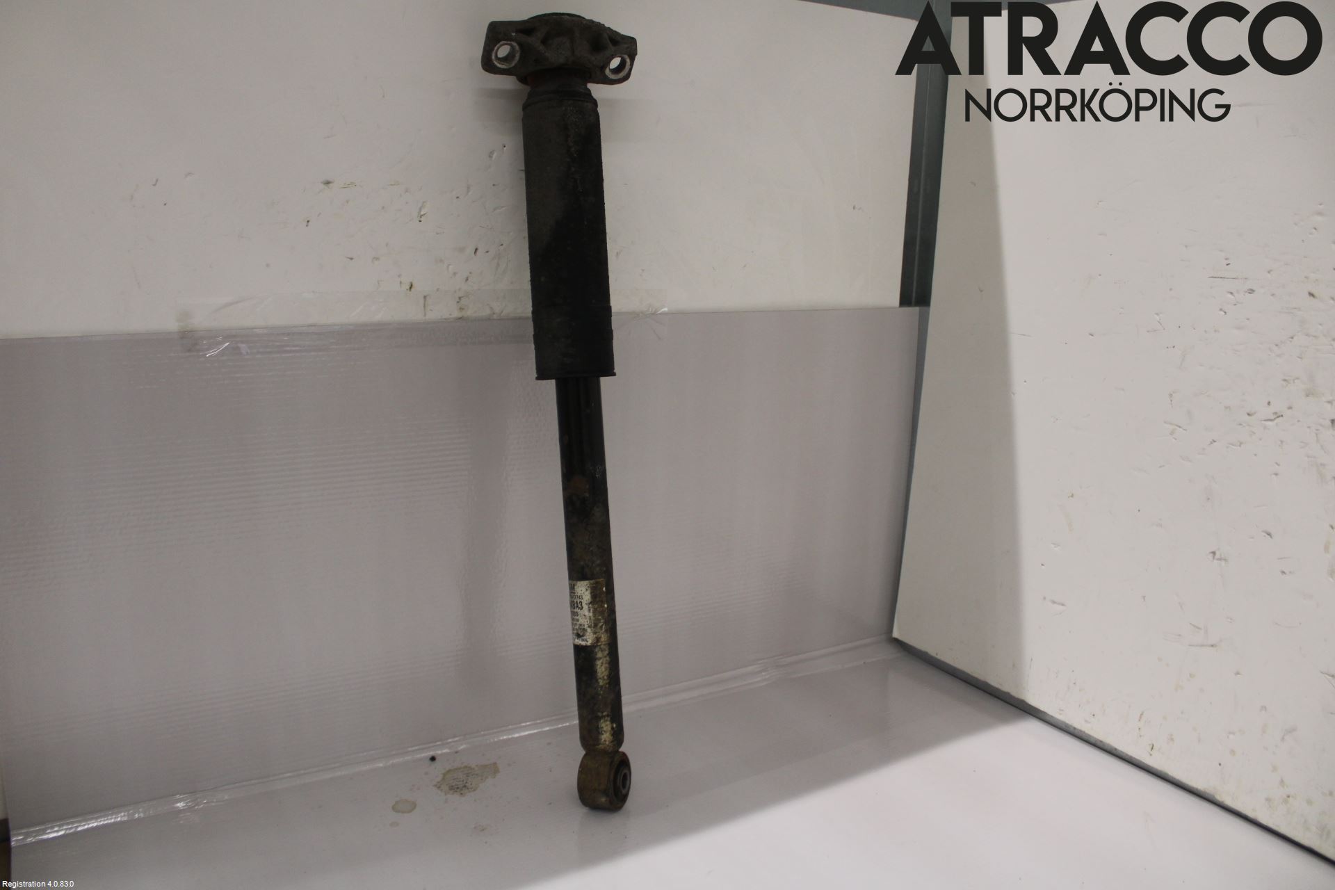 Opel ASTRA J 10-15 Stötdämpare Bak