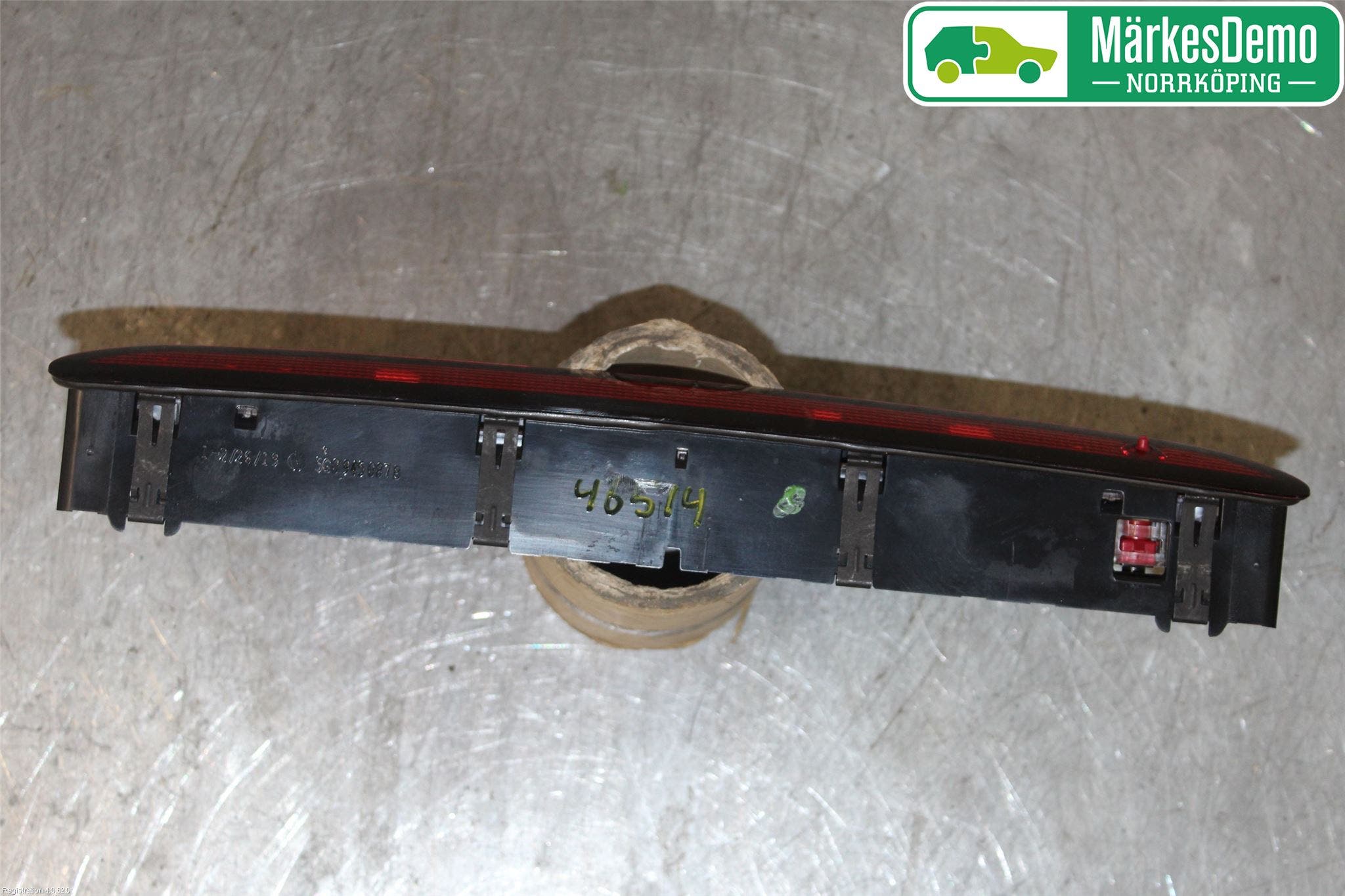 Volkswagen VW TIGUAN 16-24 Bromsljus Bakruta