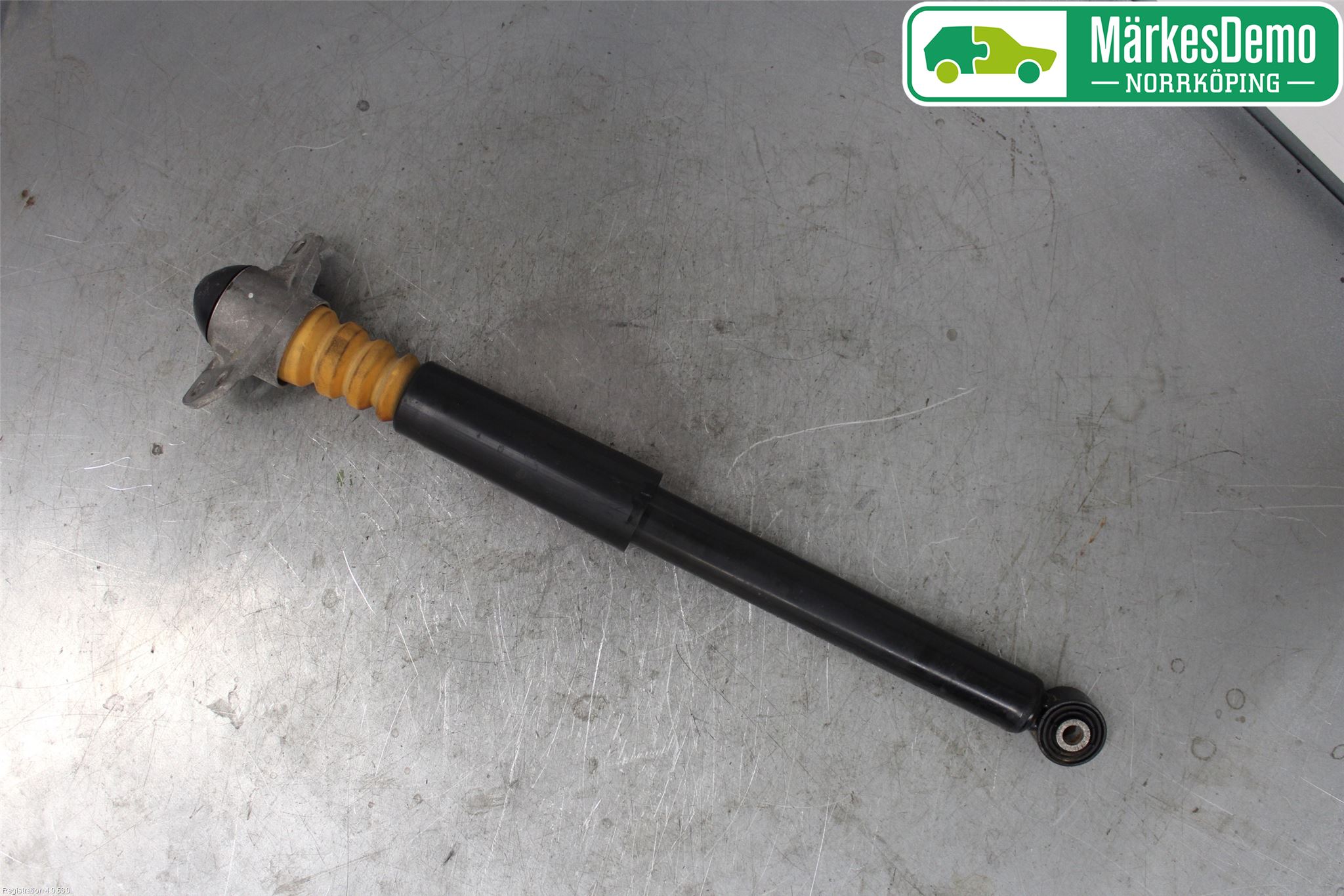 Audi Q3 8U 12-18 Stötdämpare Bak