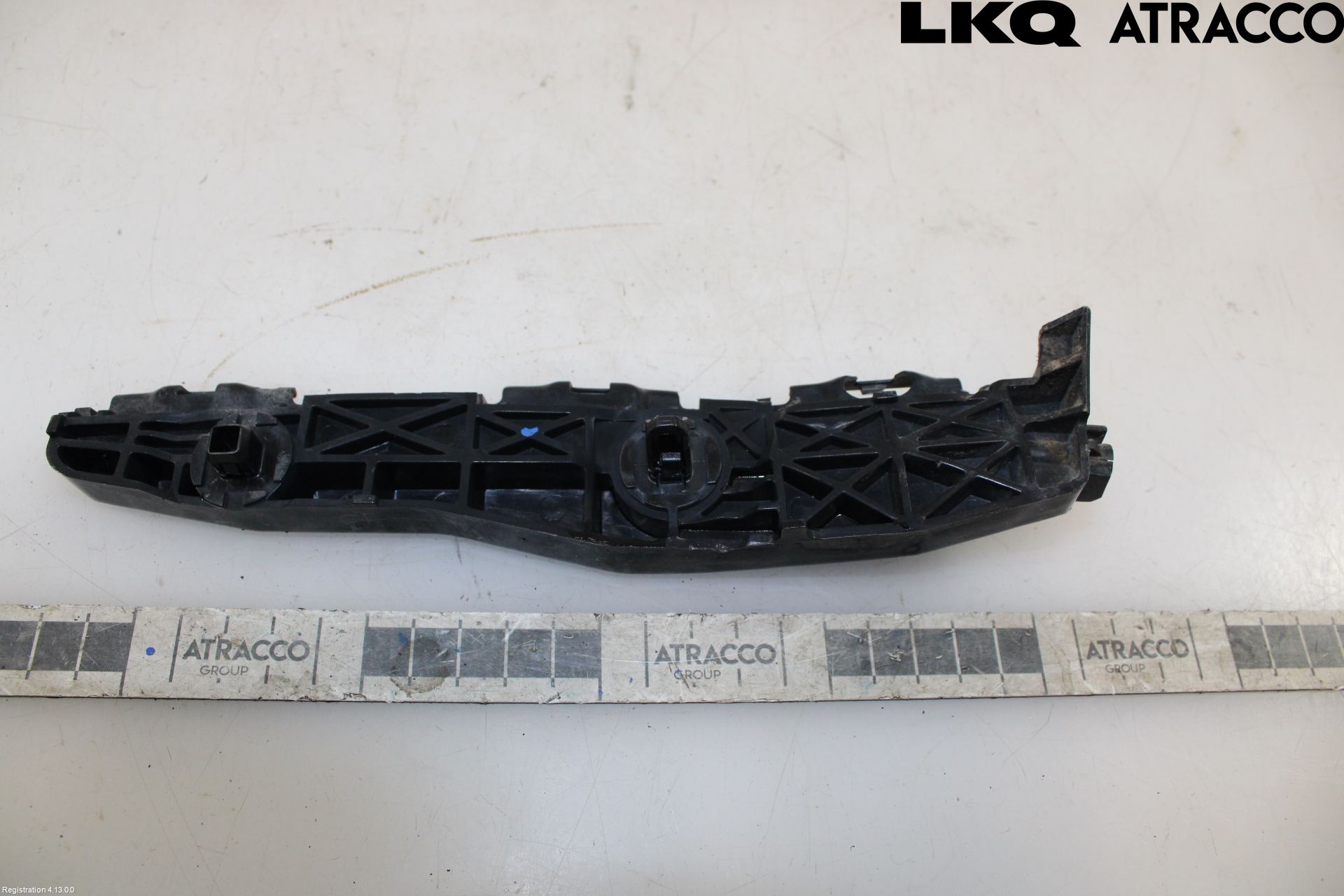 Toyota RAV 4 06-12 Stötfångarfäste Bak Vä