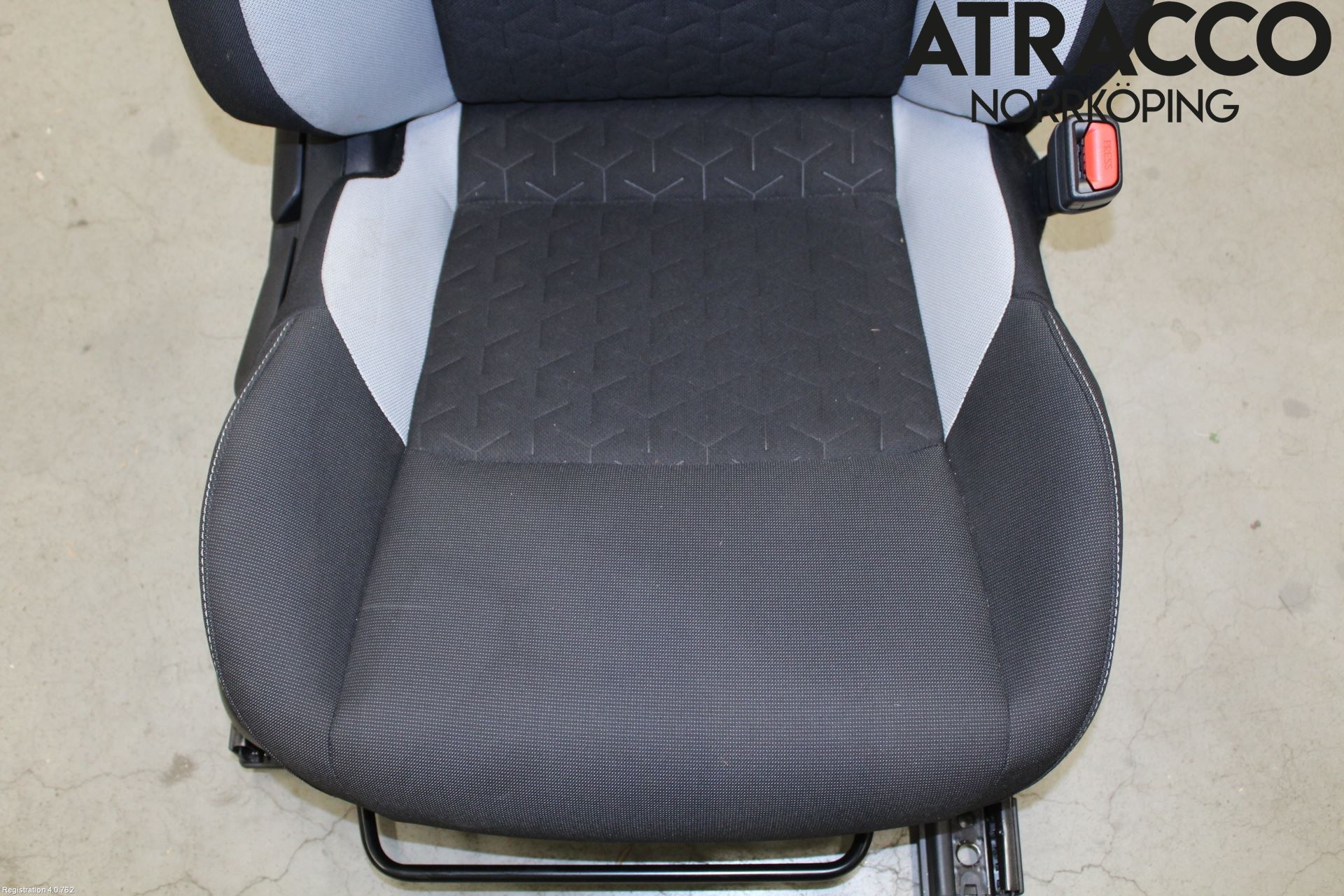 Toyota COROLLA 19- Inredning Stol Fram Vä