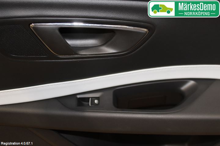 Seat LEON 13-20 Dörrklädsel Hö