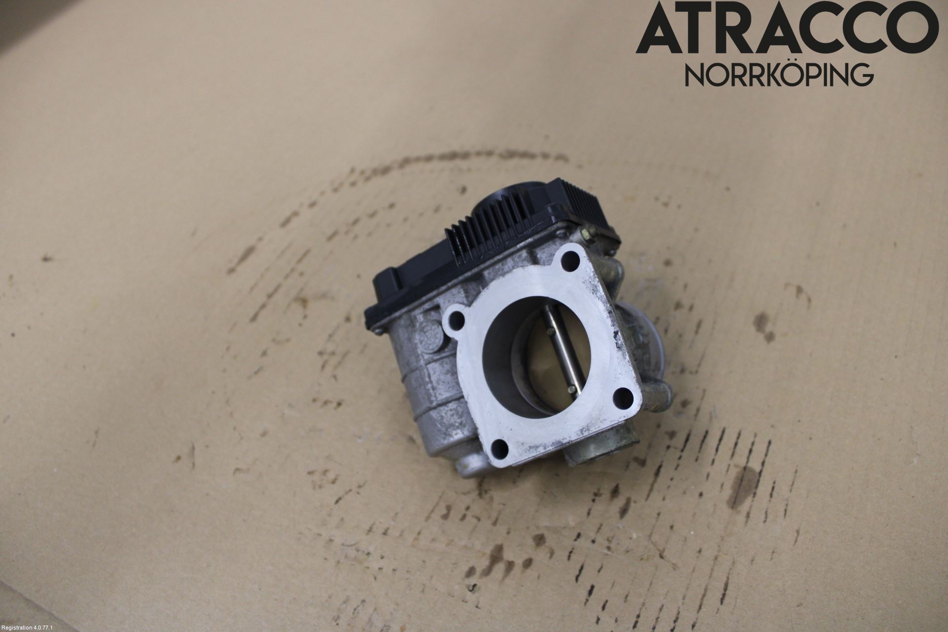 Nissan ALMERA TINO Injspjällhus