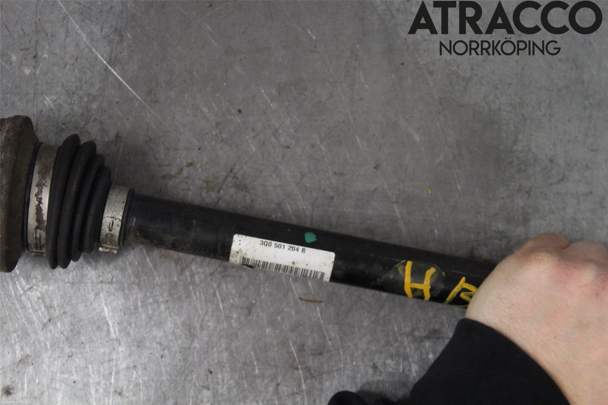 Volkswagen VW TIGUAN 16-24 Drivaxel Bak Höger