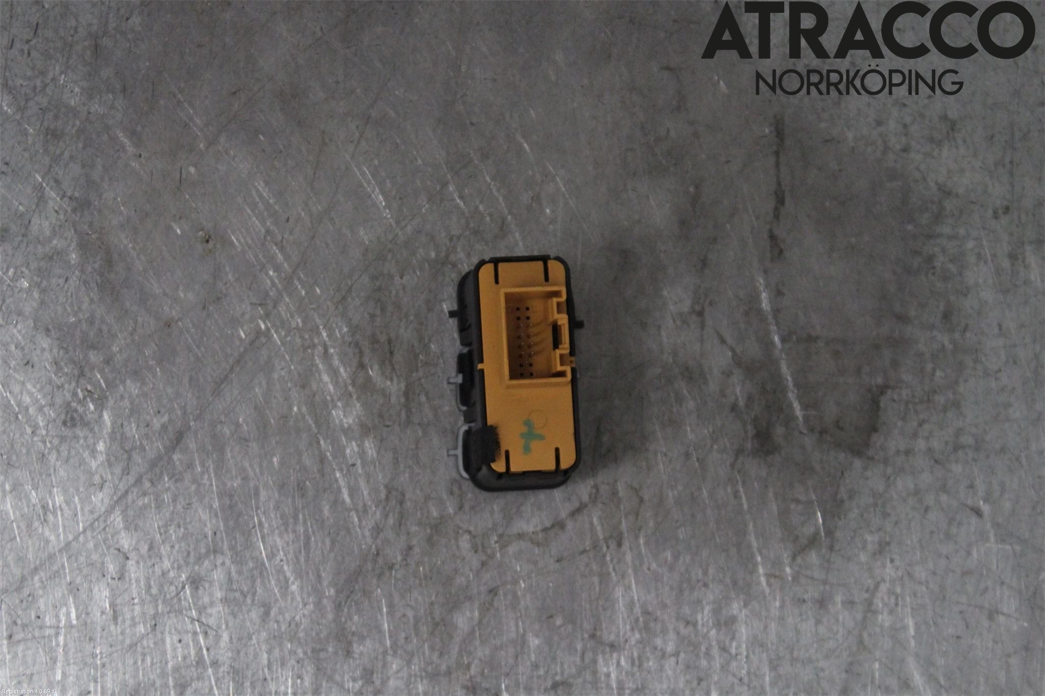 Volkswagen VW UP! / E-UP! Strömställare Stolvärme