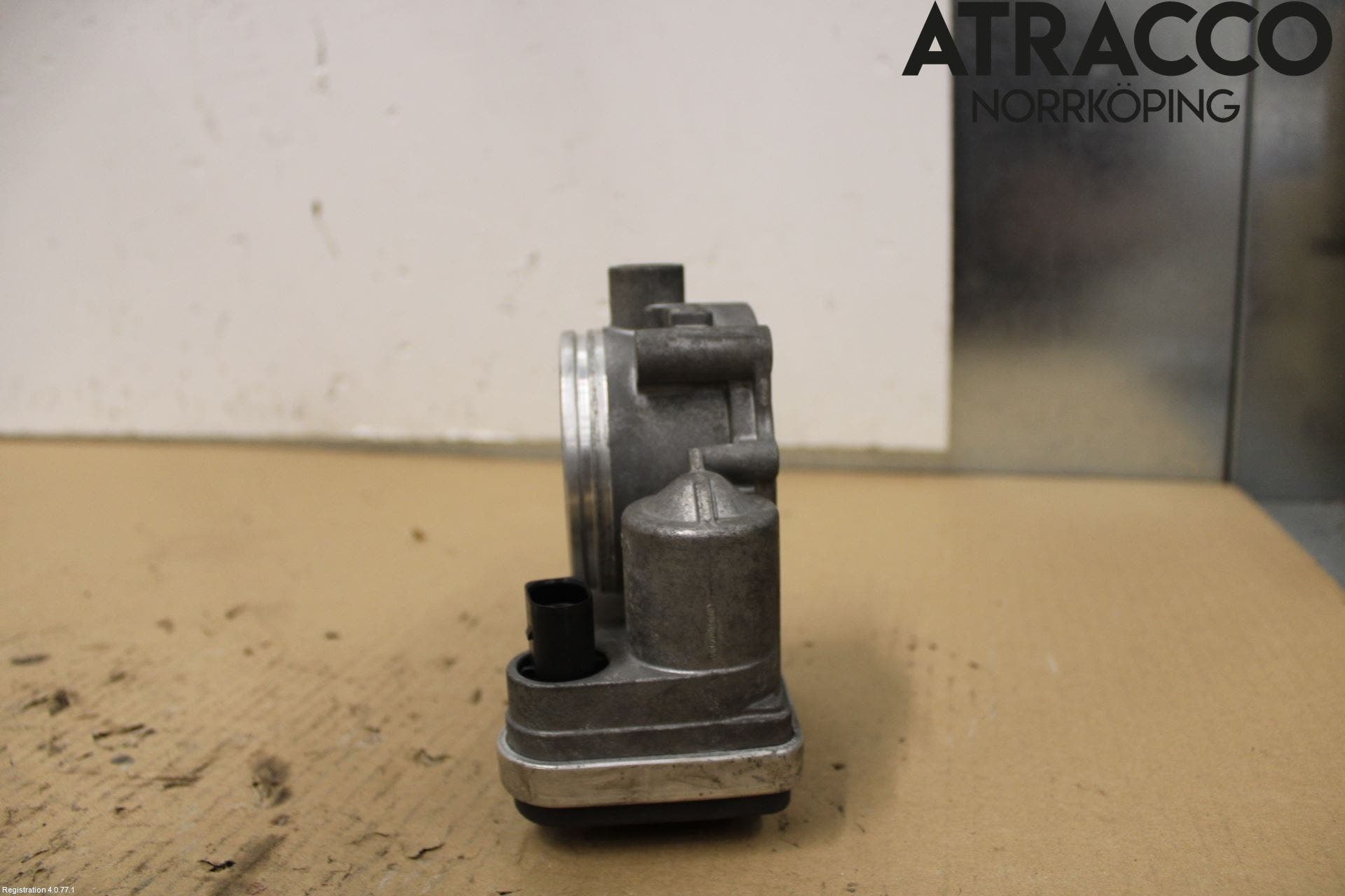 BMW 5 E60/61 Sed/Tou 02-10 Injspjällhus