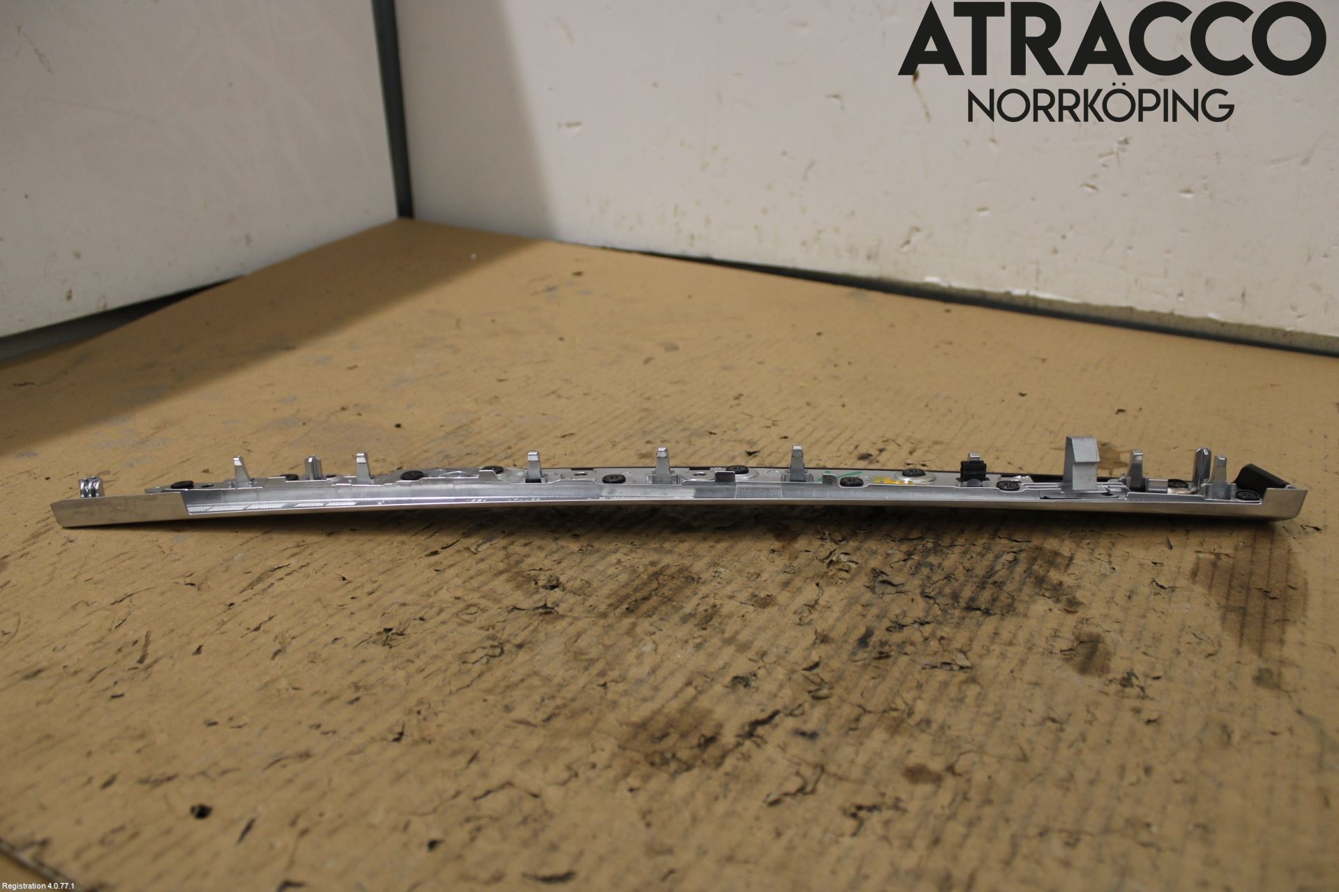 BMW 5 F10/F11/F18 09-17 Dörr Dekorlist Bak Hö