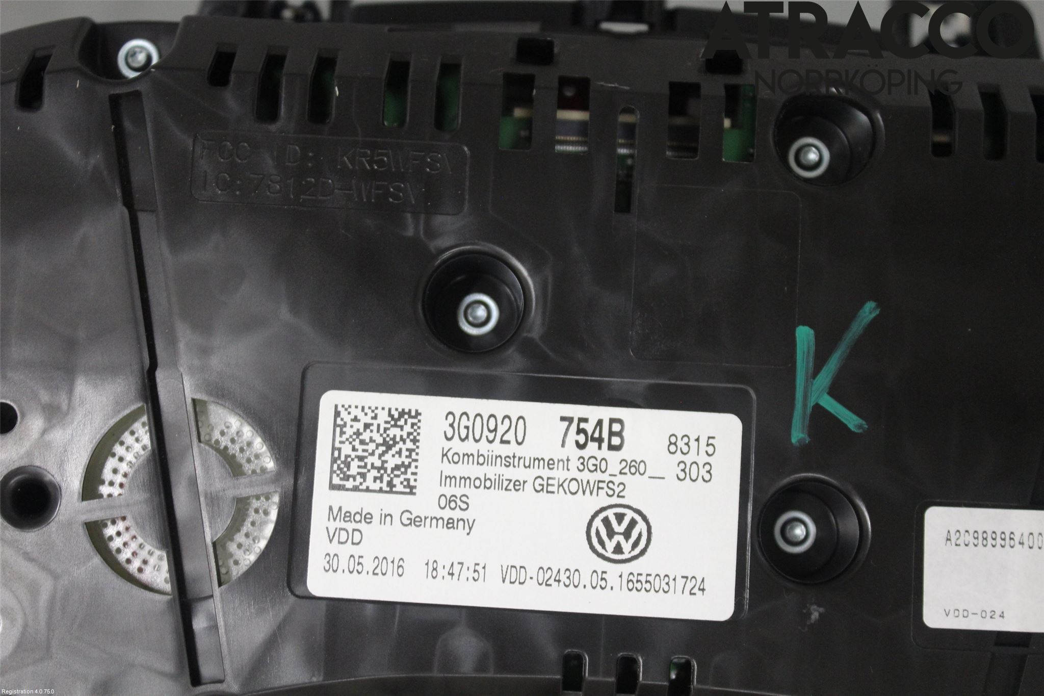 Volkswagen VW PASSAT 15-19 Instrument Komb