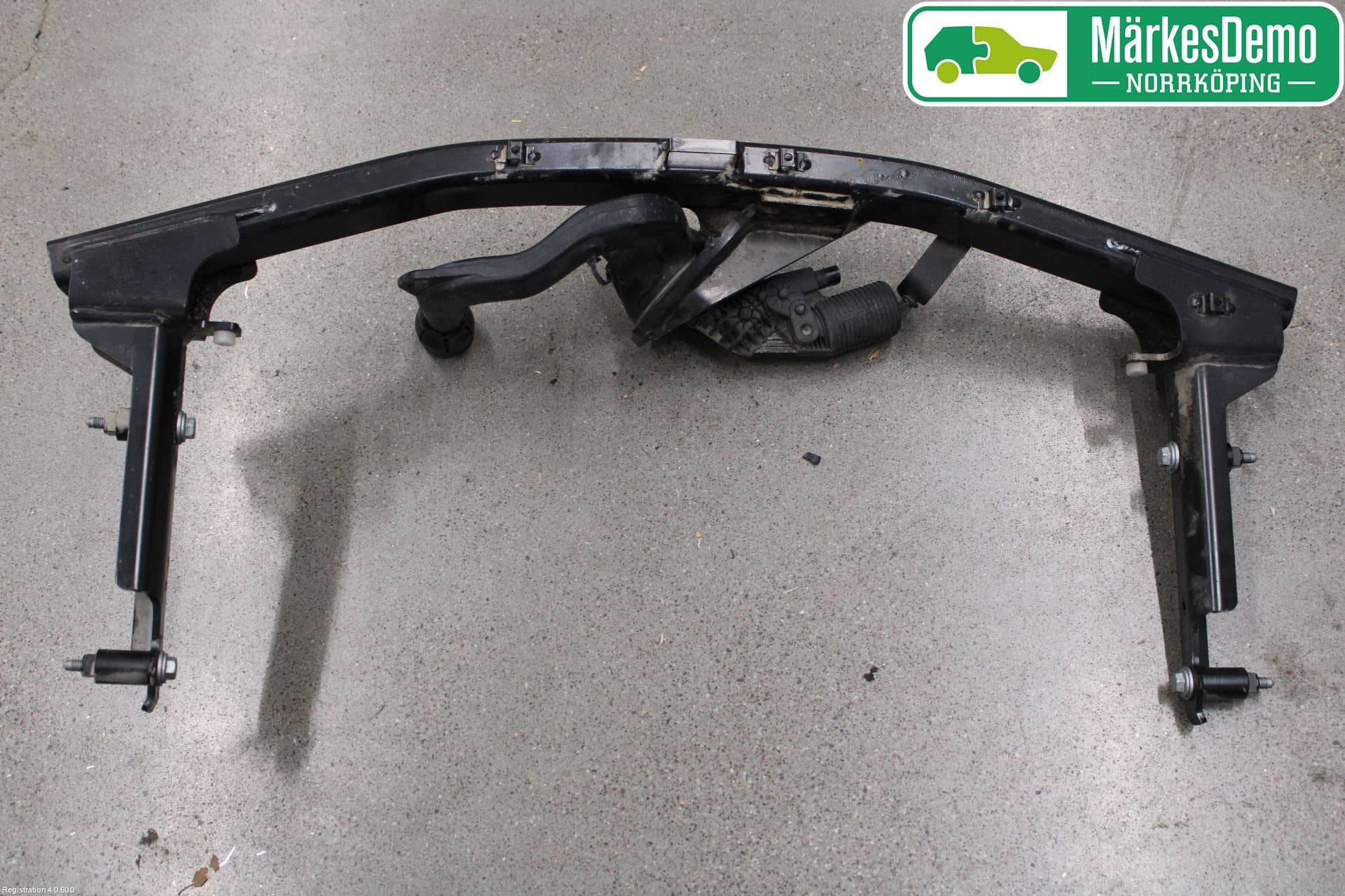 Audi A4/S4 B9 16-19 Dragkrok