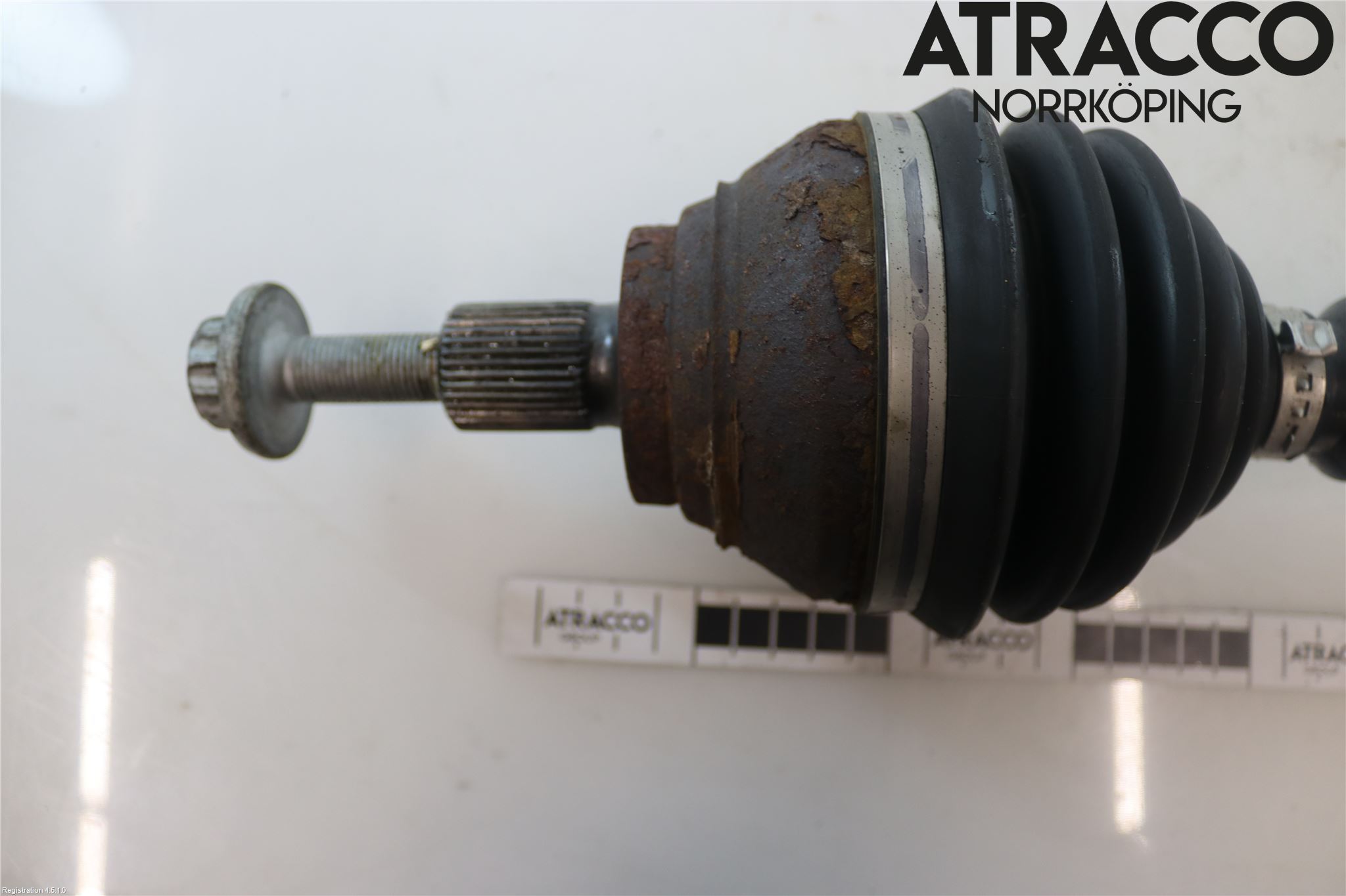 Skoda KODIAQ 17-24 Drivaxel Fram Höger