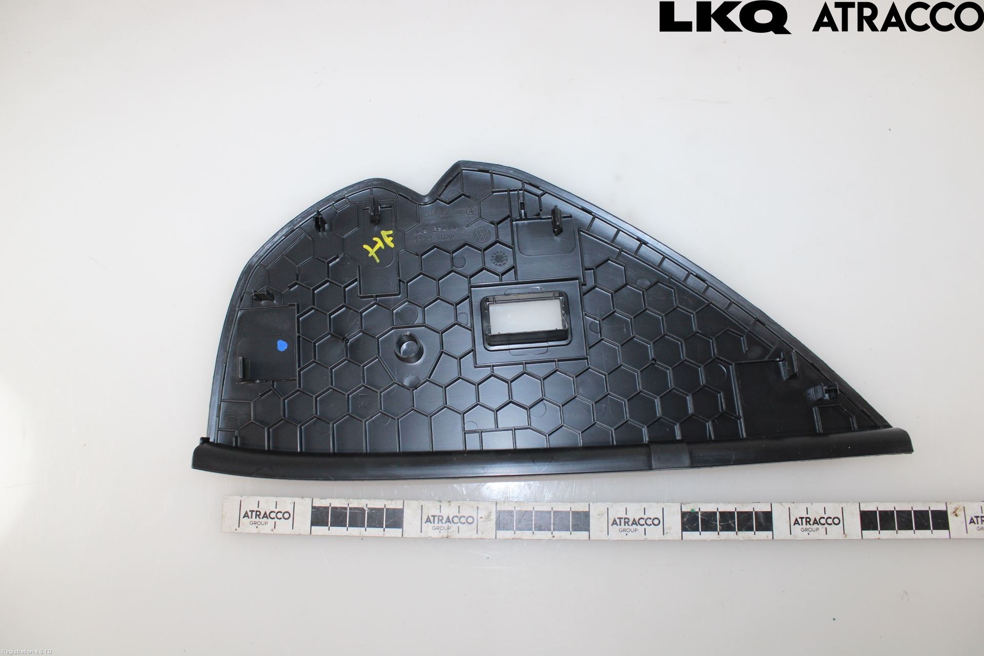 Volkswagen VW T-ROC 18- Instrumentbräda Sparkskydd