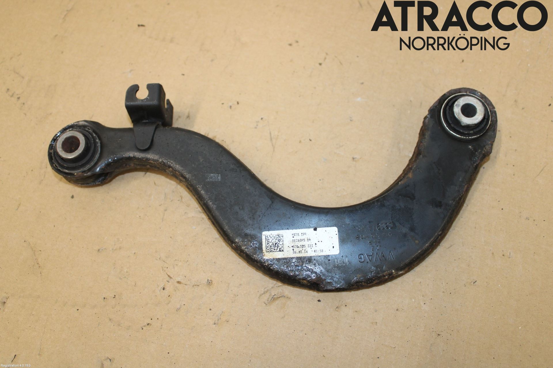 Skoda SUPERB 09-15 Bärarm Bak Övre Höger