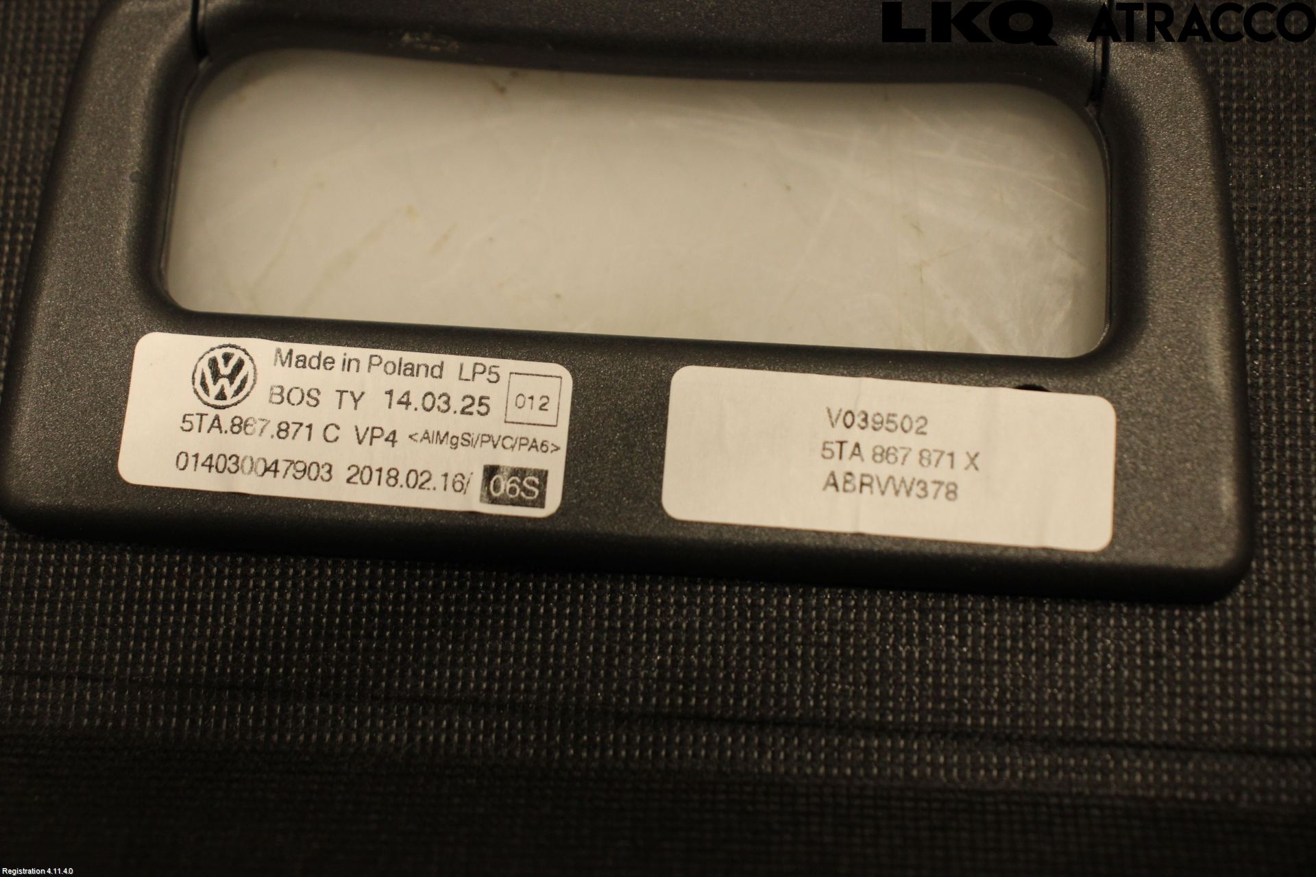 Volkswagen VW TOURAN 16- Insynskydd