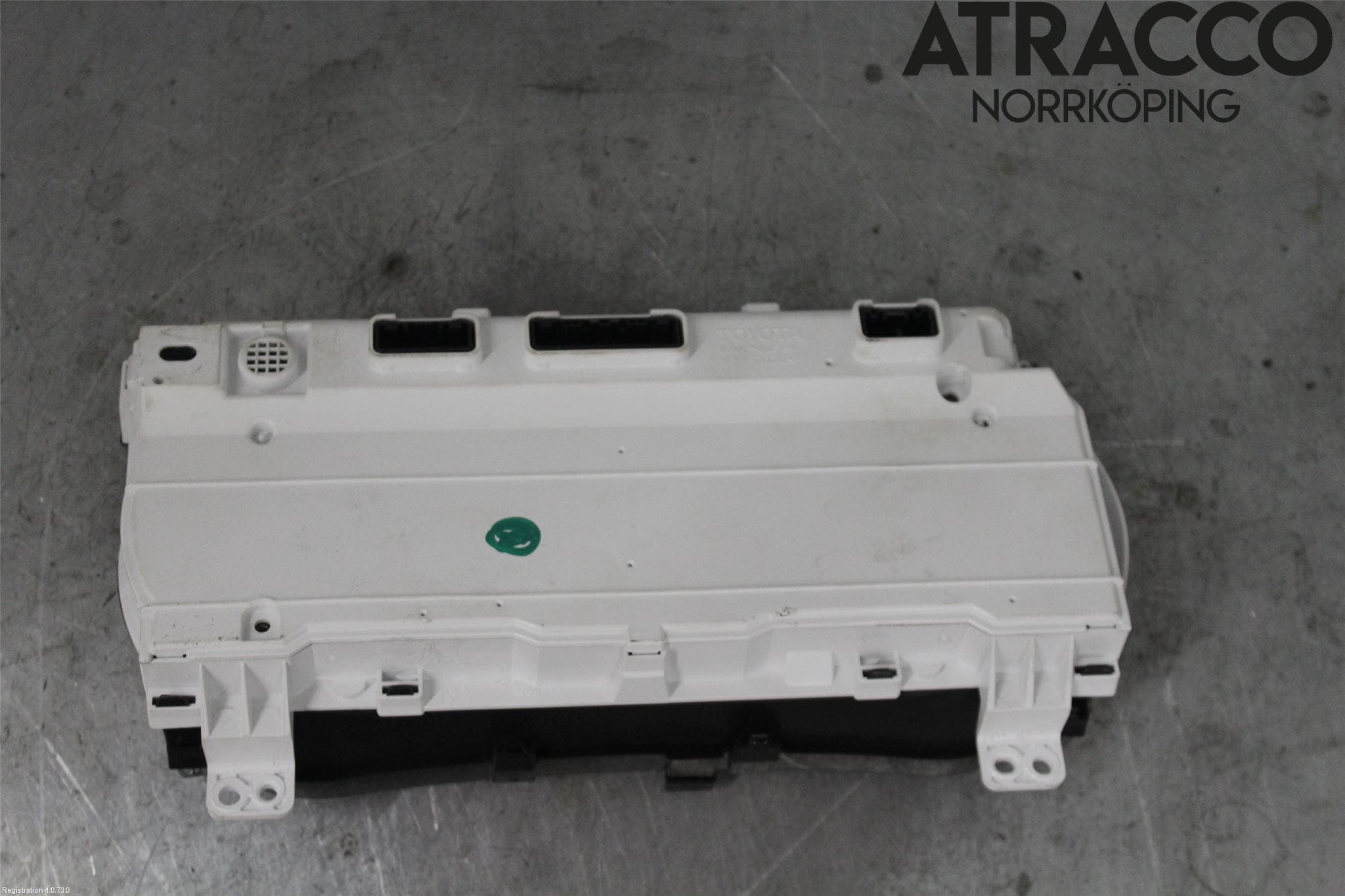 Toyota HILUX 16- Instrument Komb