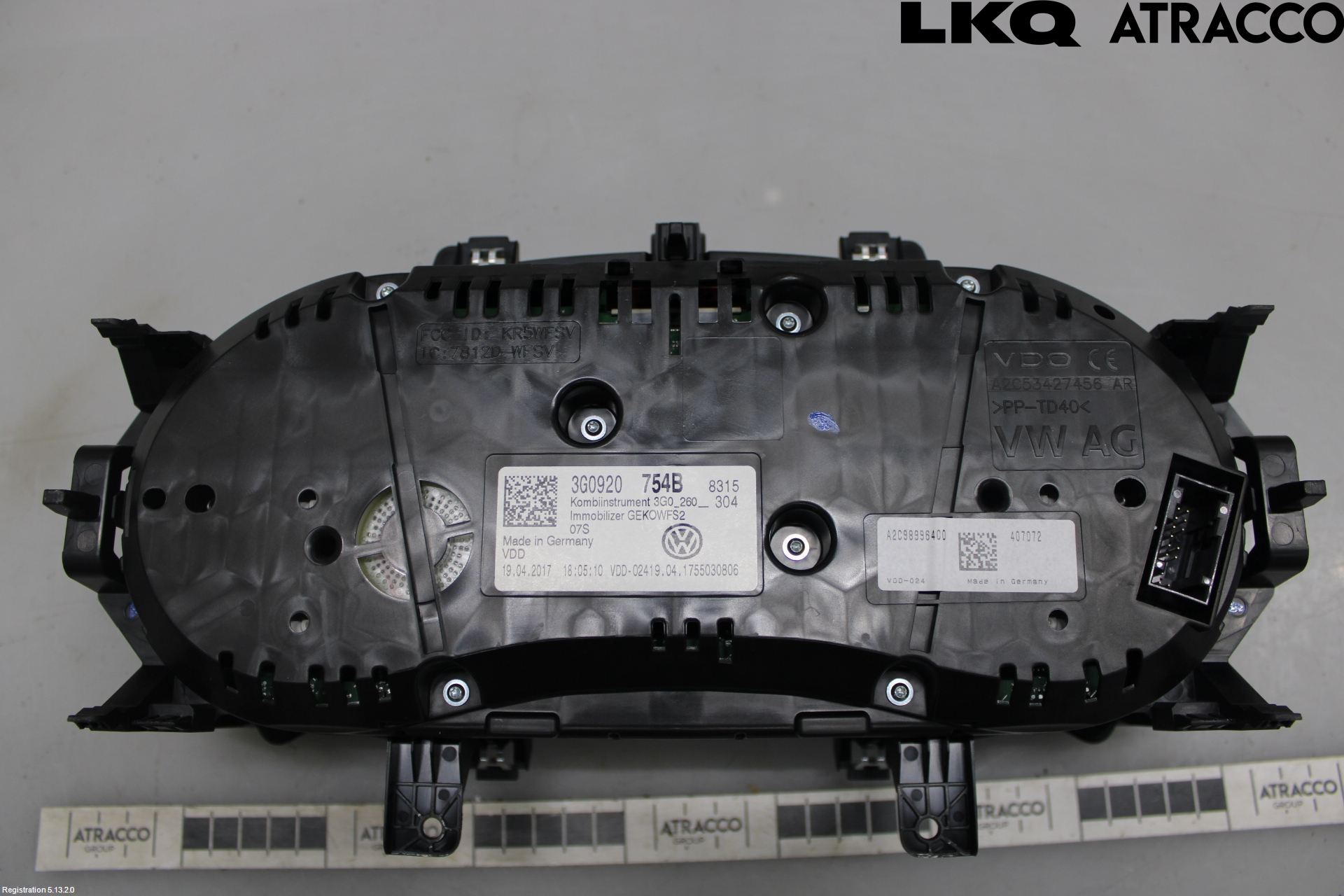 Volkswagen VW PASSAT 15-19 Instrument Komb