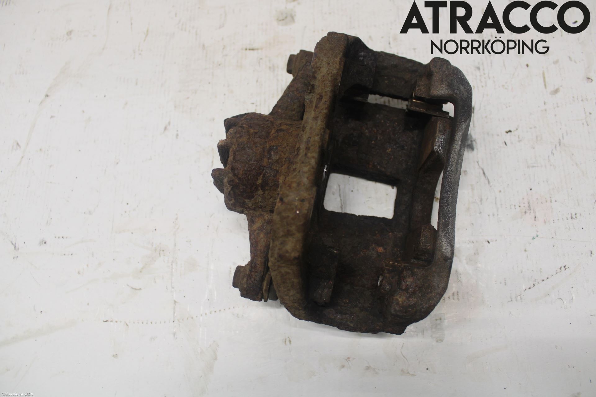 Peugeot 307     01-05 Bromsok Fram Höger