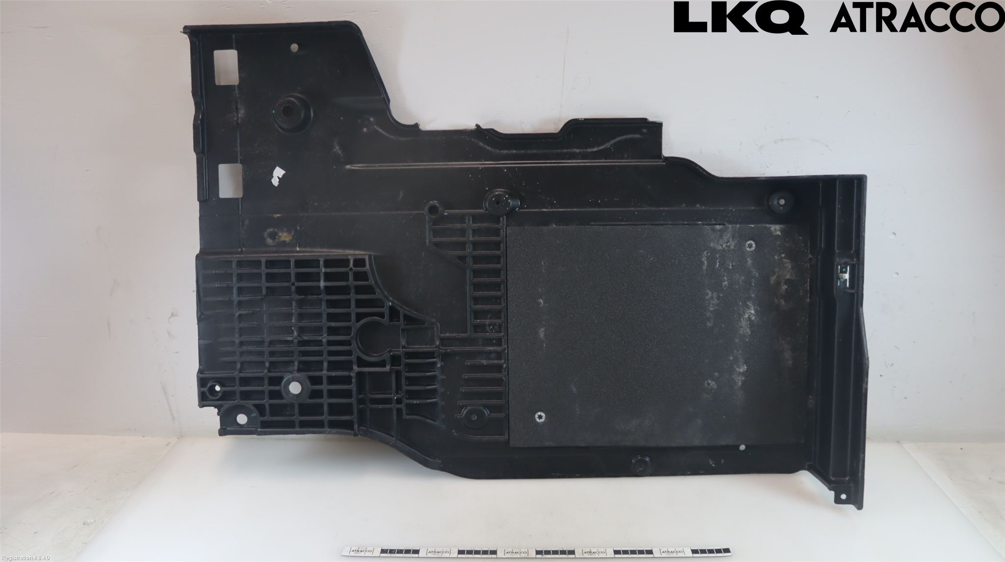 Skoda OCTAVIA (NX) 20- Hasplåt Plåt-Plast