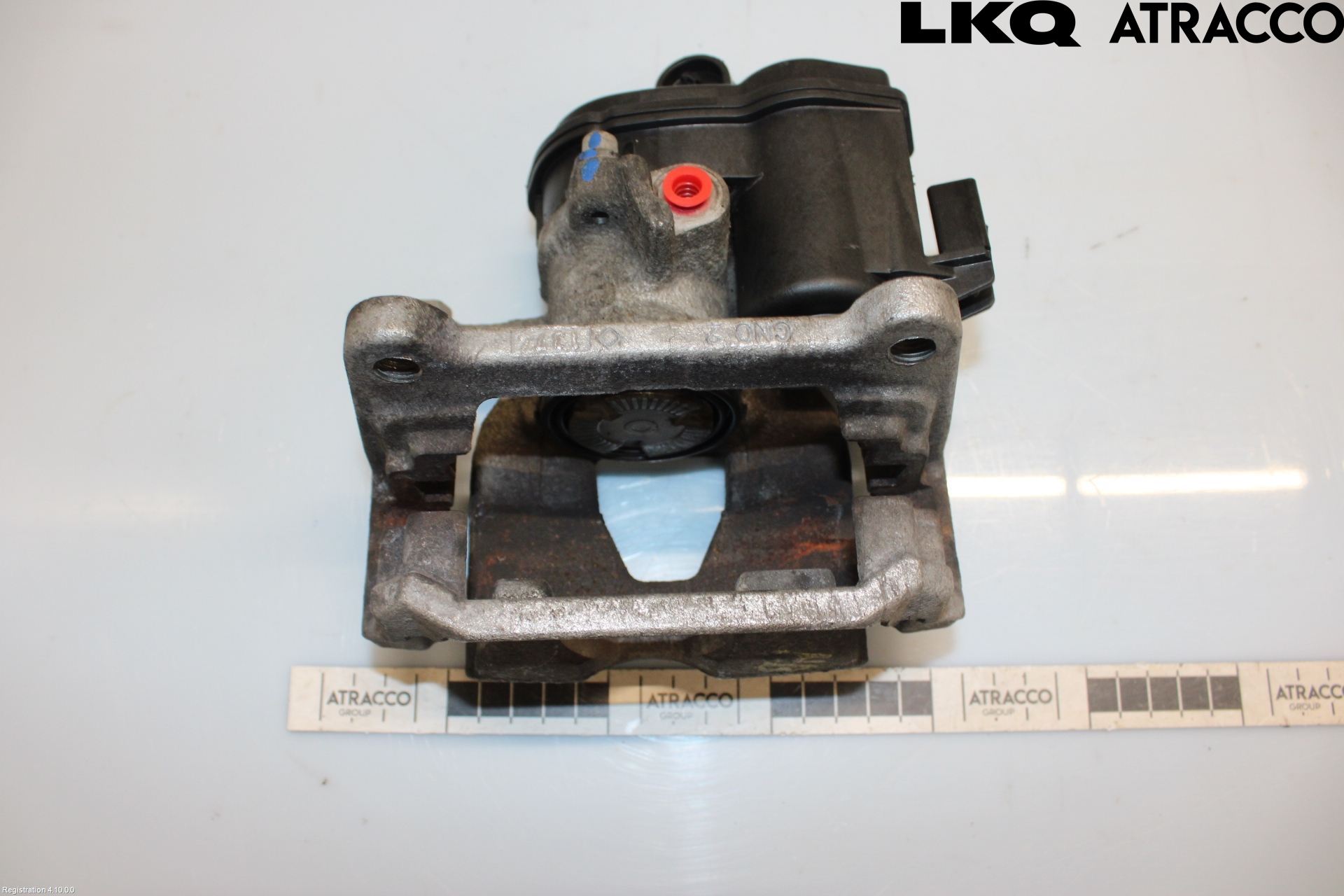 Audi A6 F2/C8 19- Bromsok Bak Höger